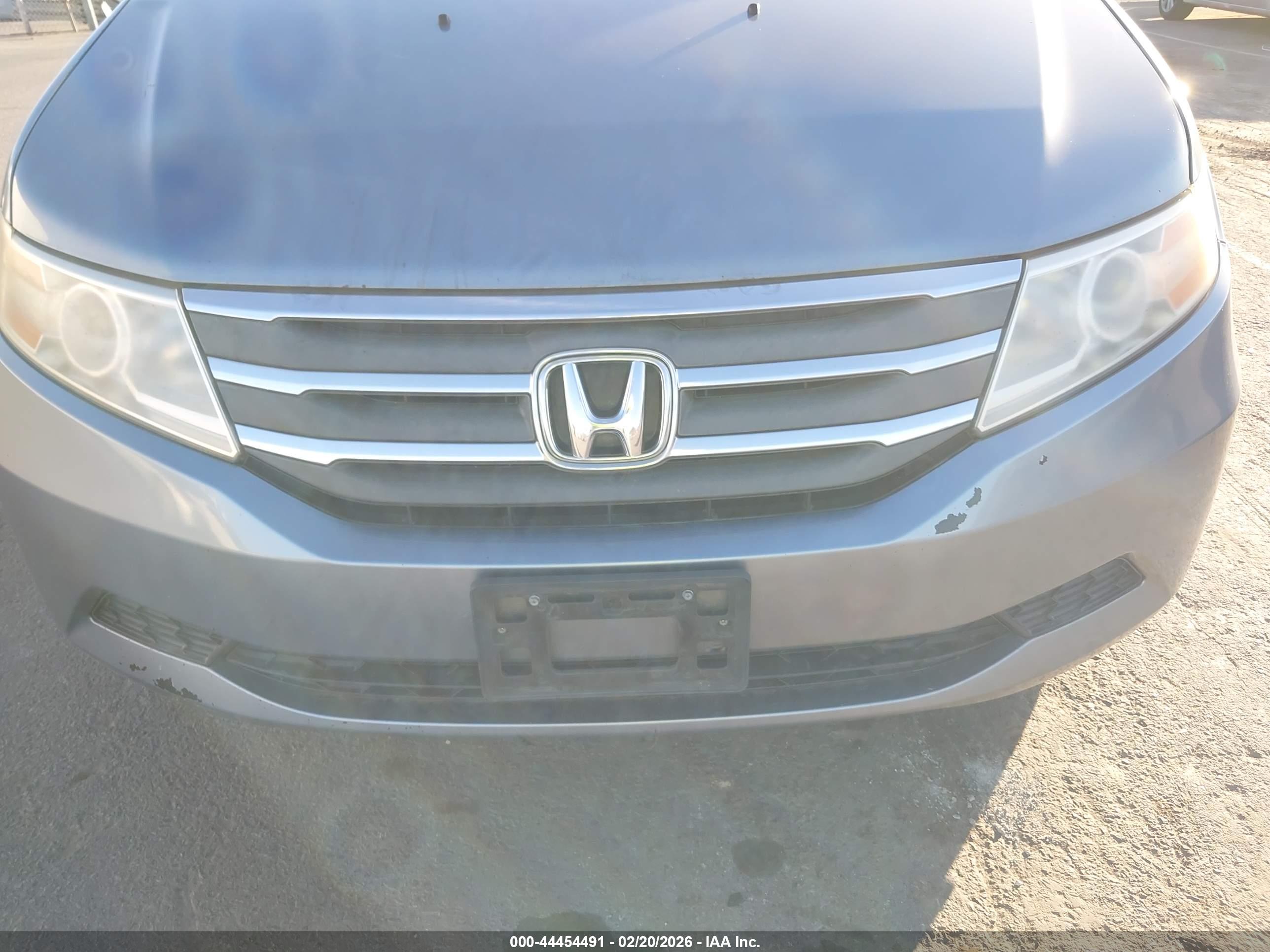 HONDA ODYSSEY image 6