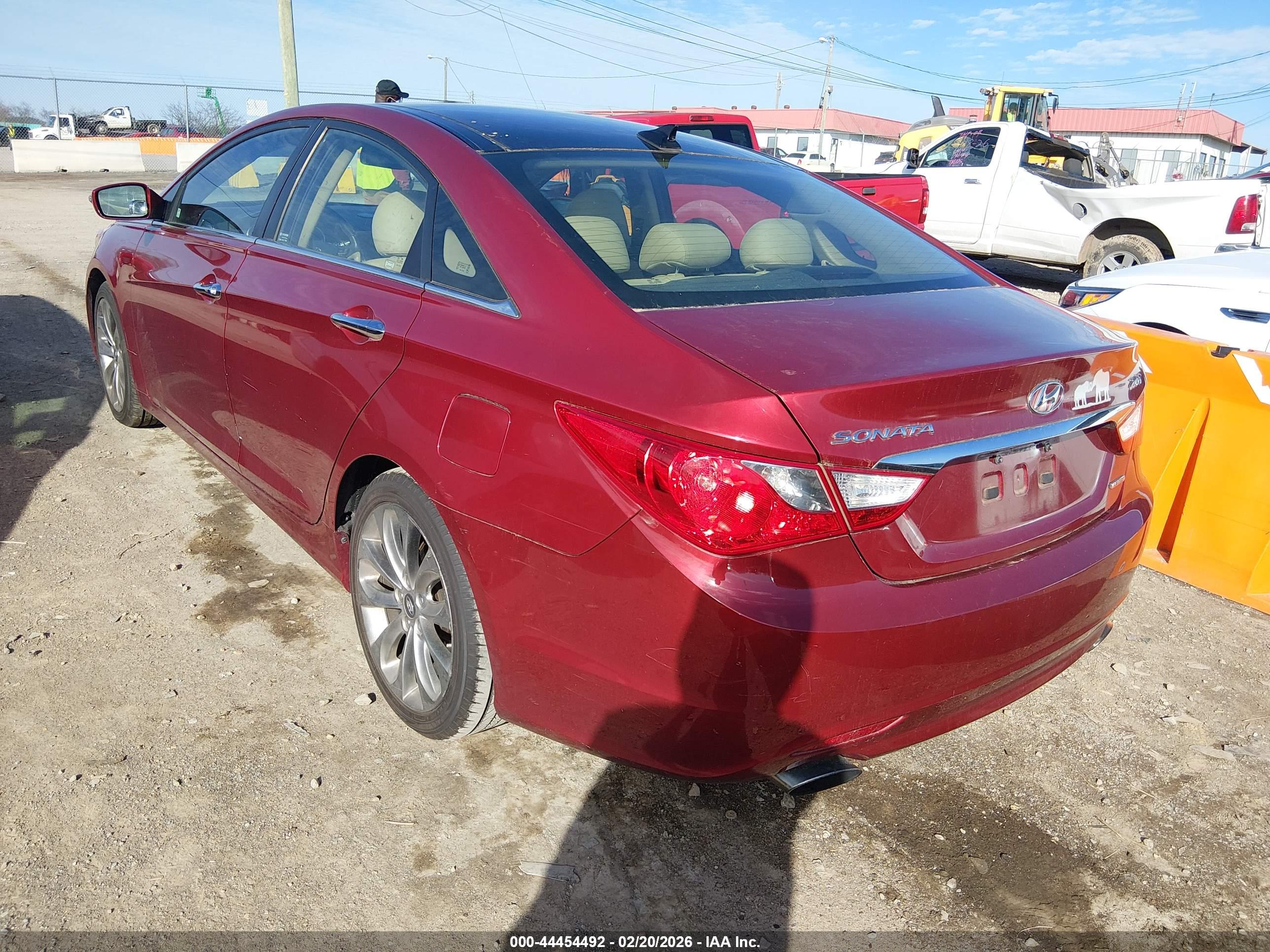 HYUNDAI SONATA image 3