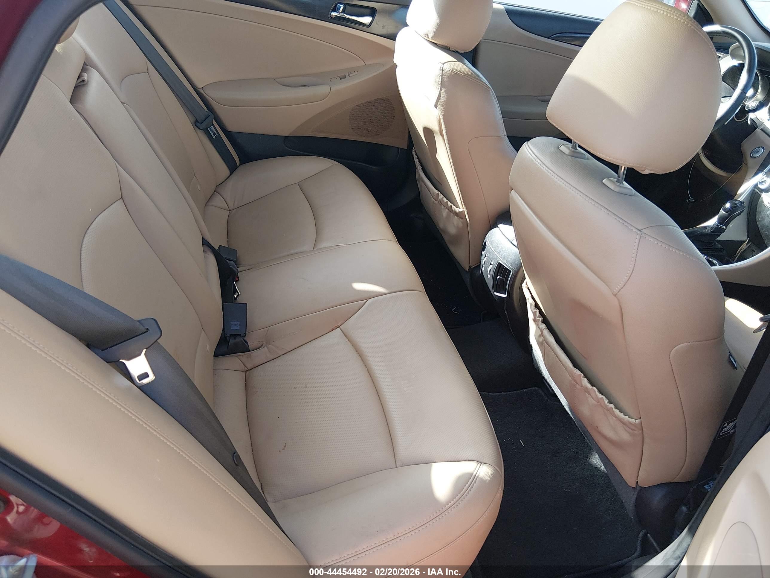 HYUNDAI SONATA image 8