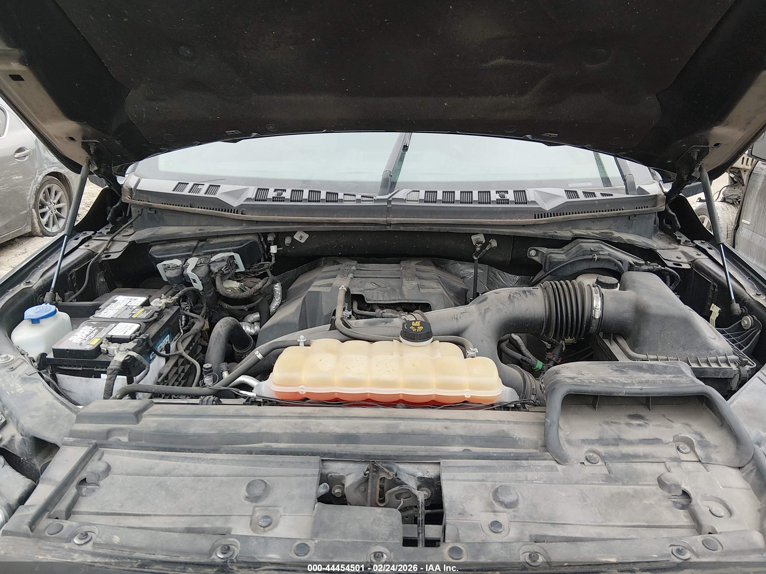 FORD F-150 image 10