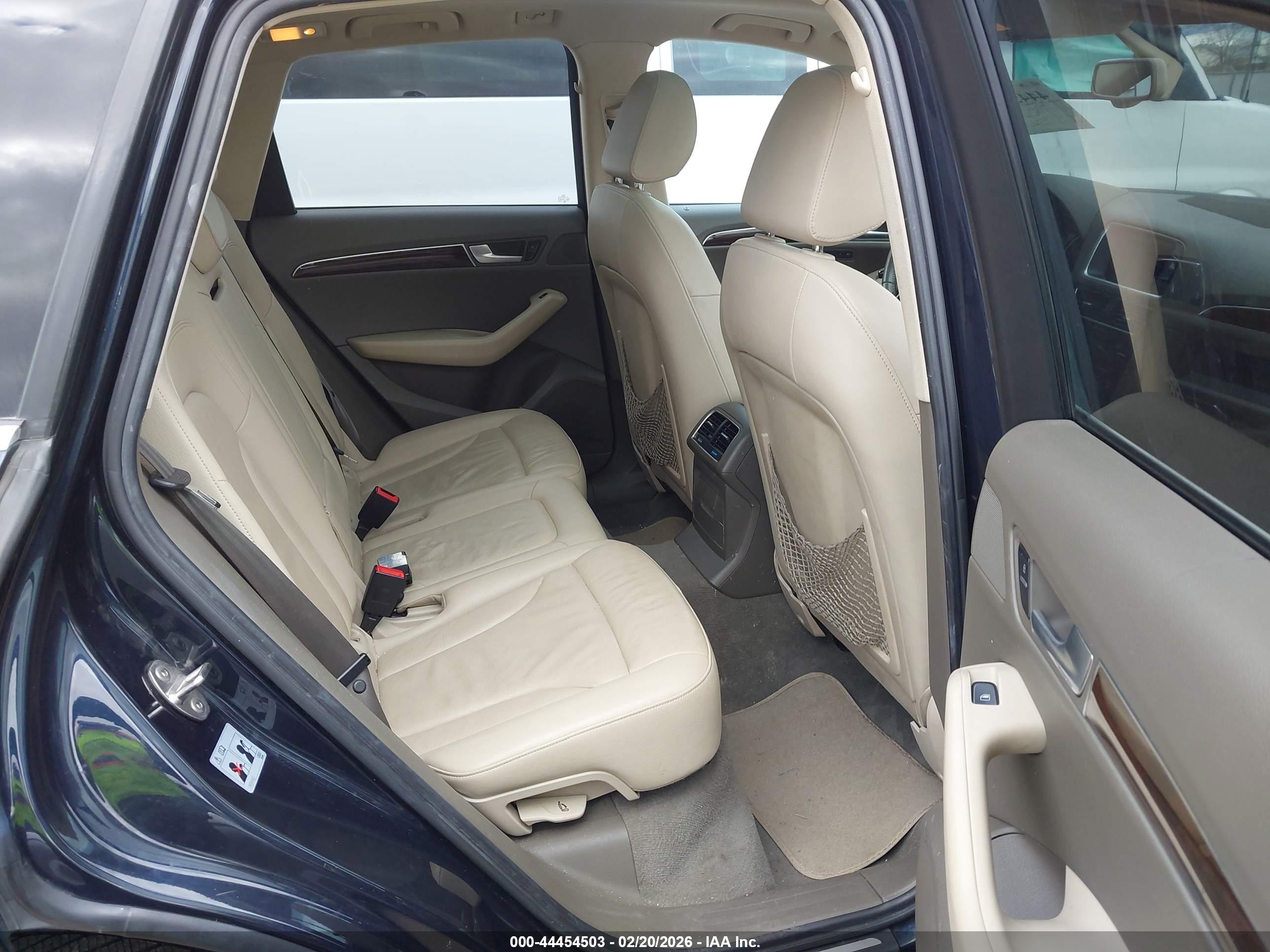 AUDI Q5 image 8