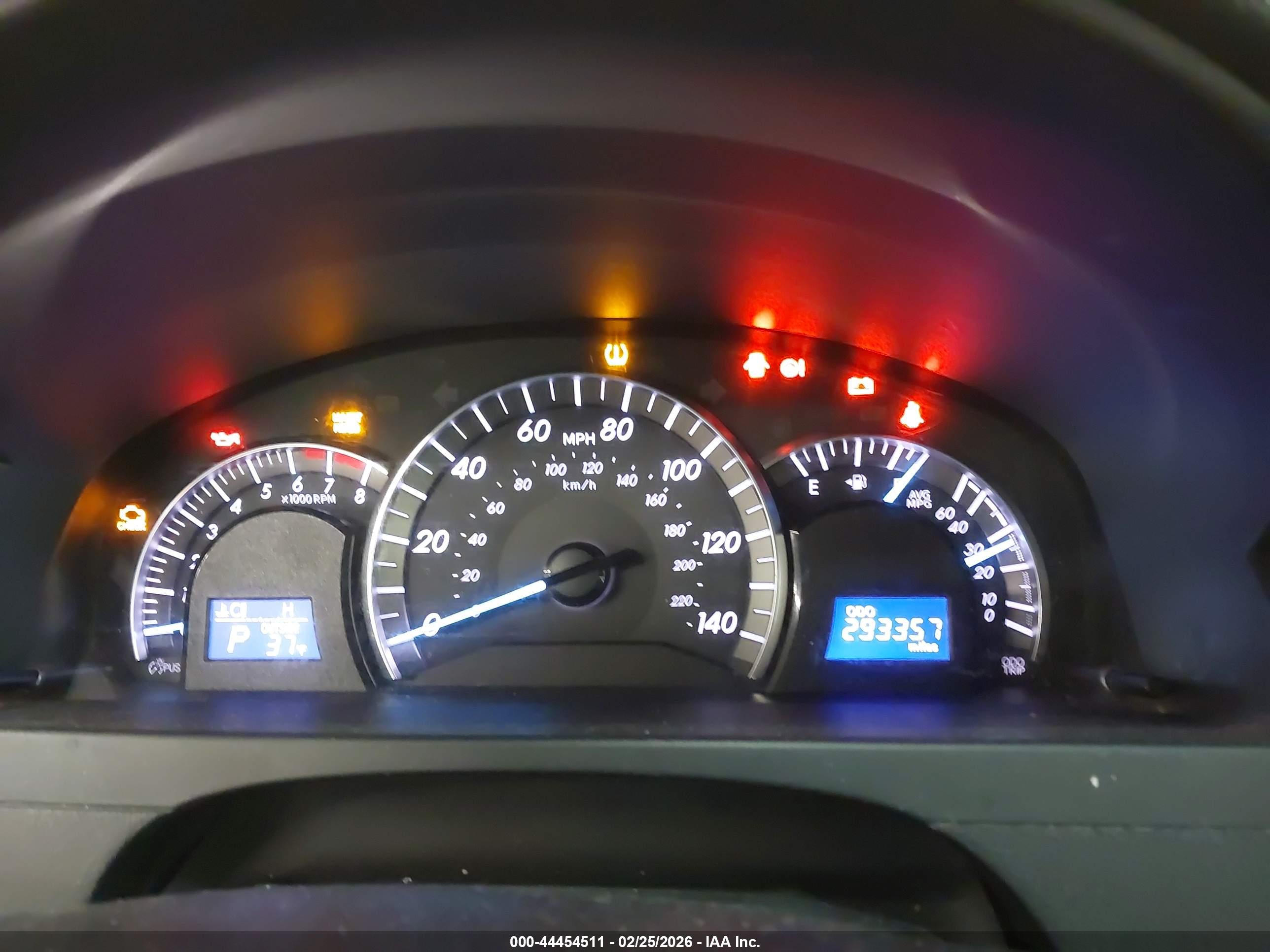 TOYOTA CAMRY image 7