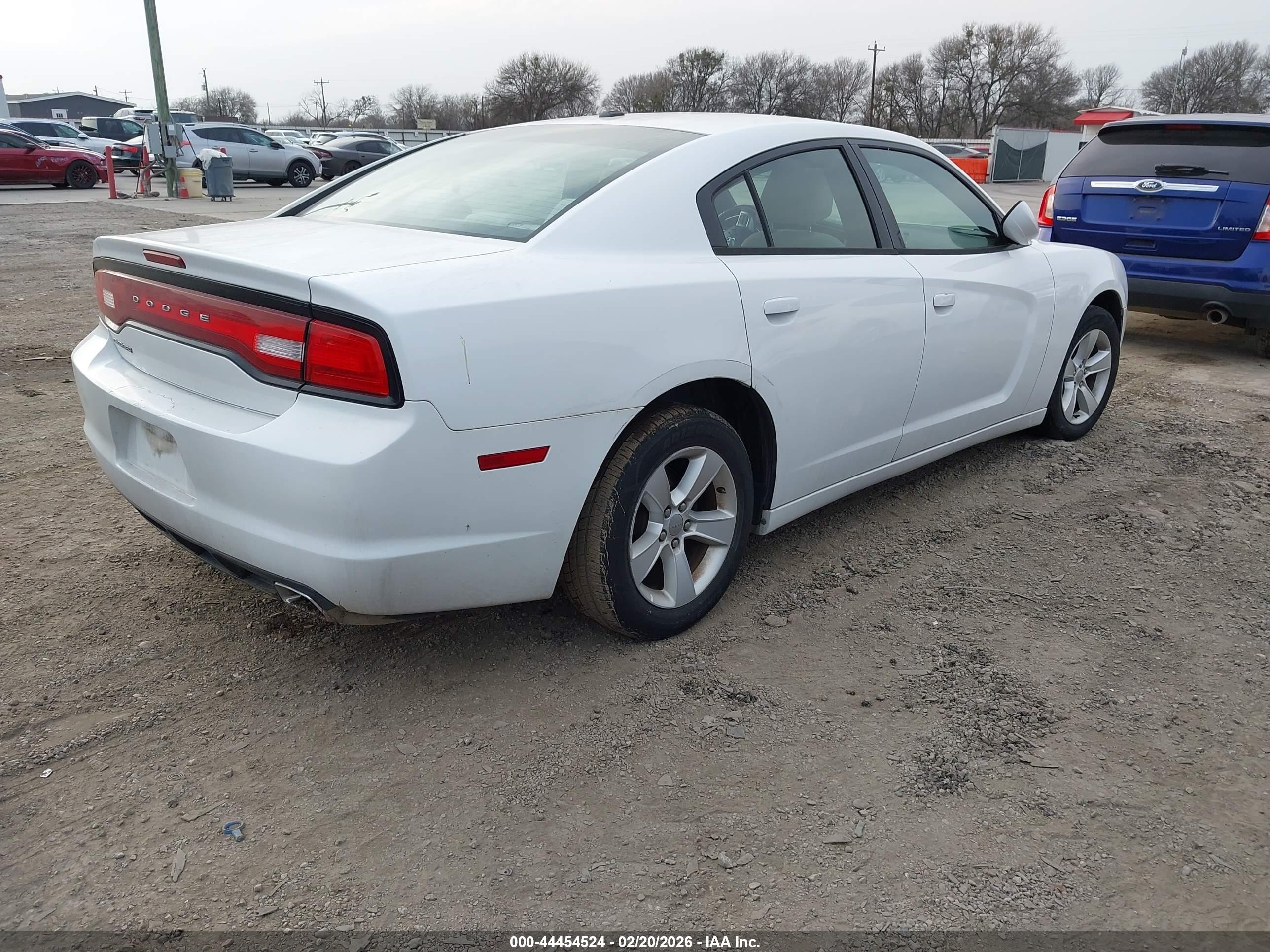 DODGE CHARGER image 4