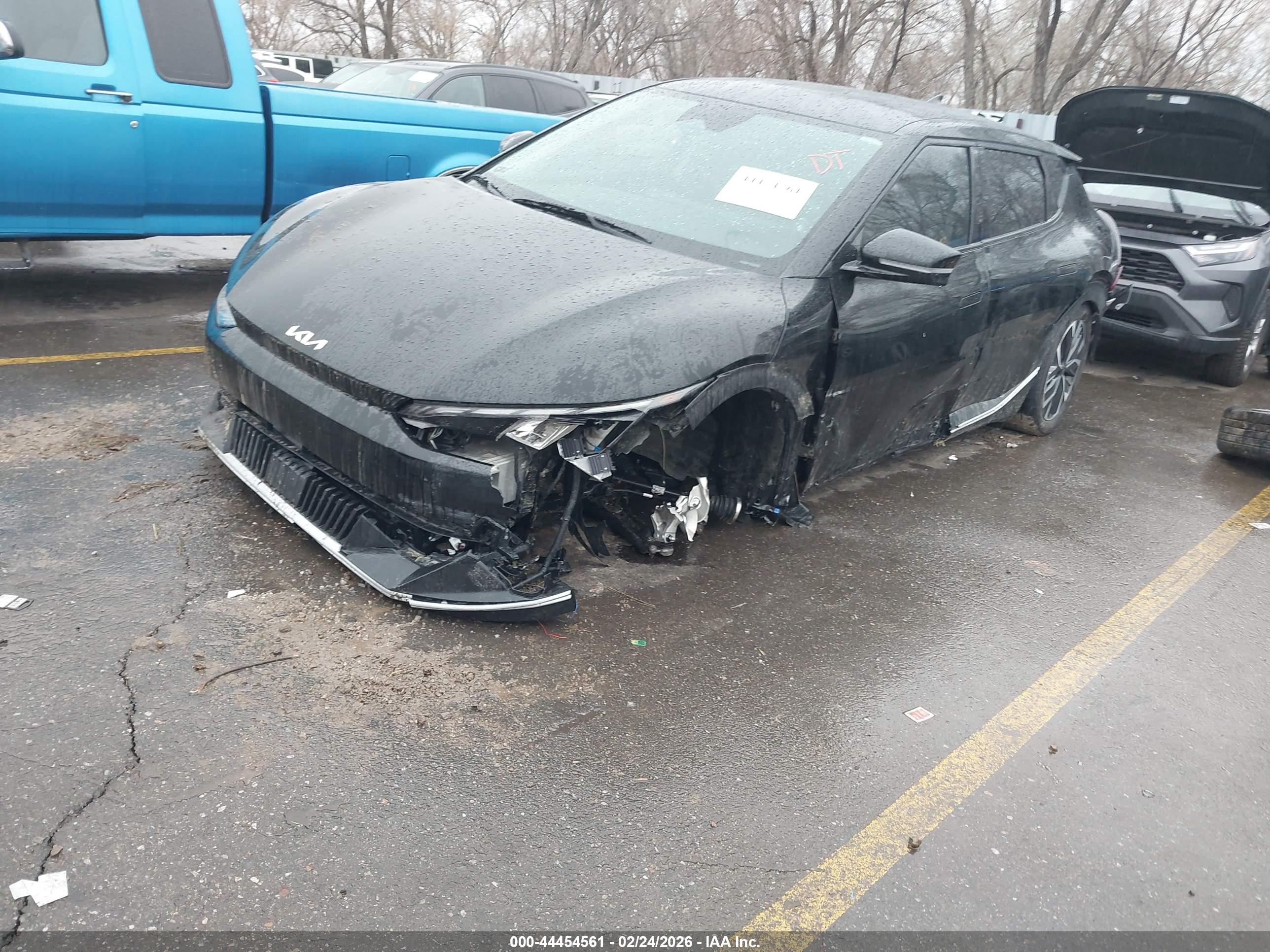 KIA EV6 image 2