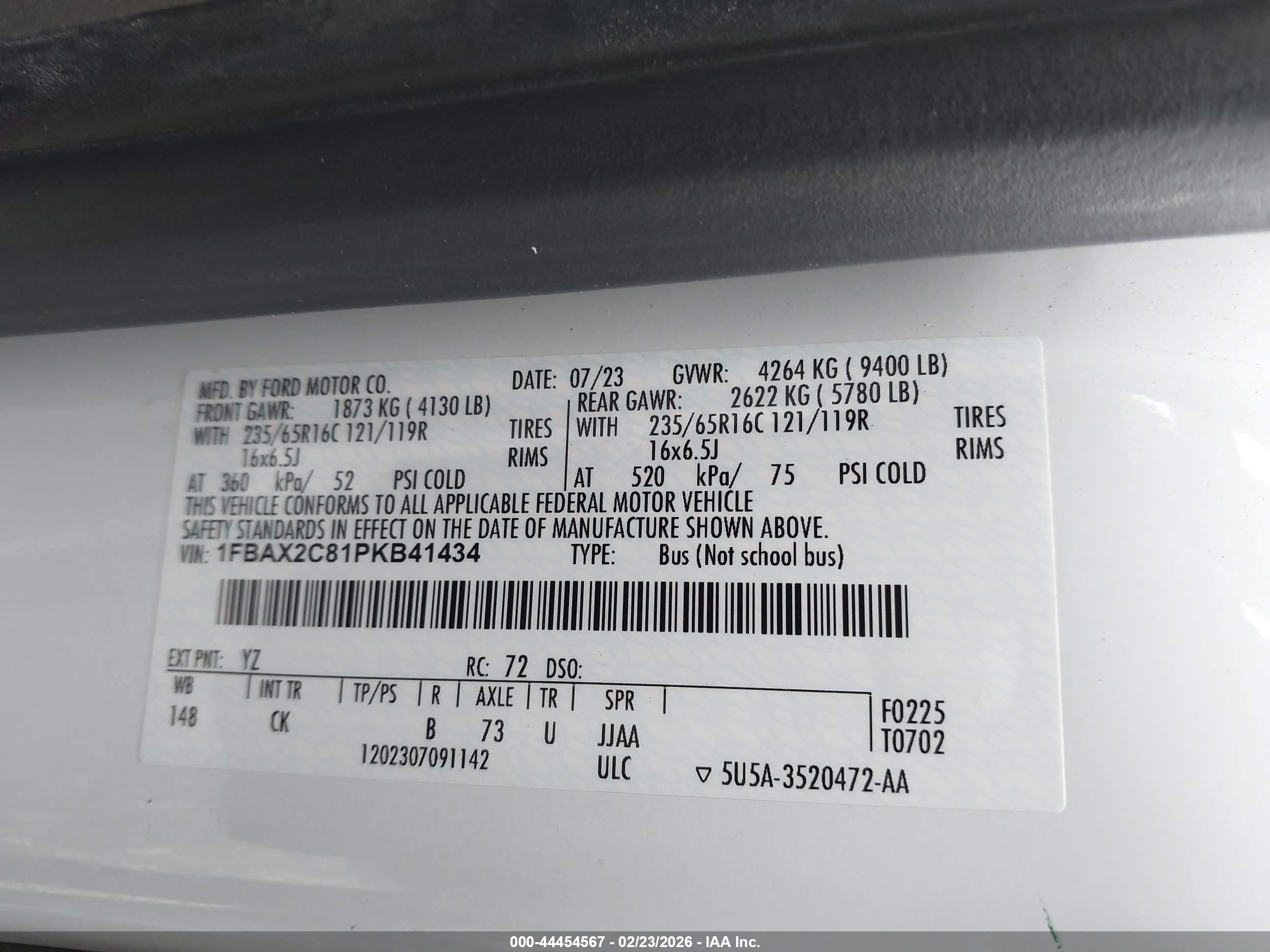 FORD TRANSIT-350 image 9