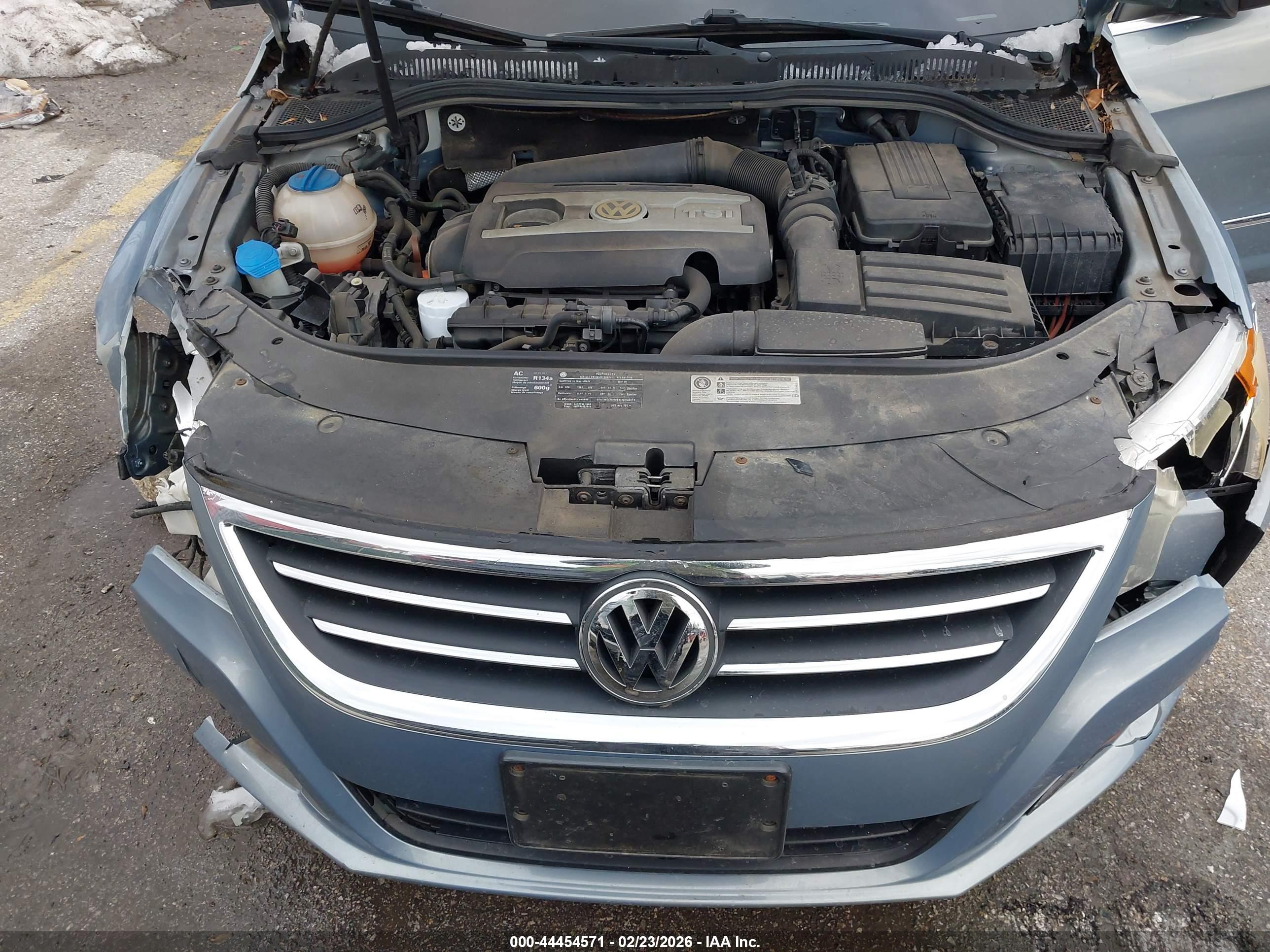 VOLKSWAGEN CC image 10