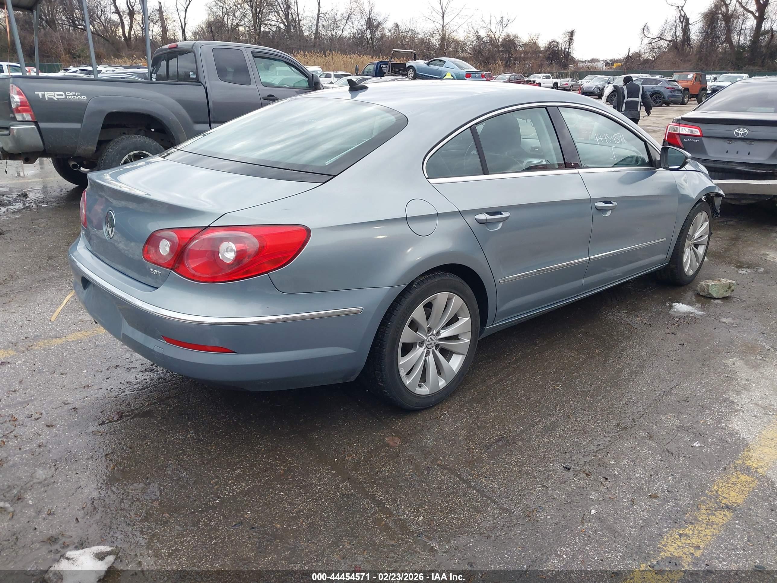 VOLKSWAGEN CC image 4