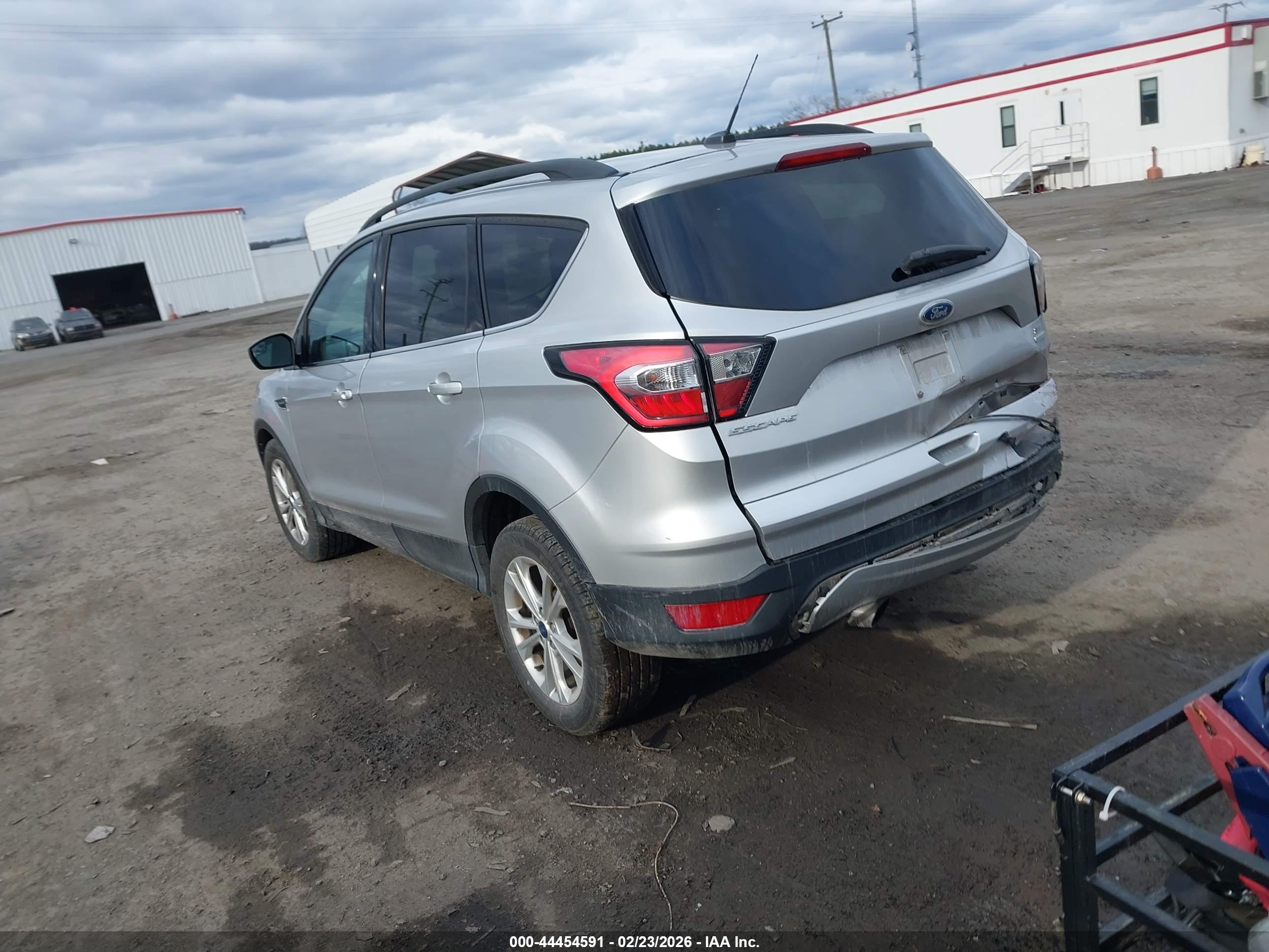 FORD ESCAPE image 3