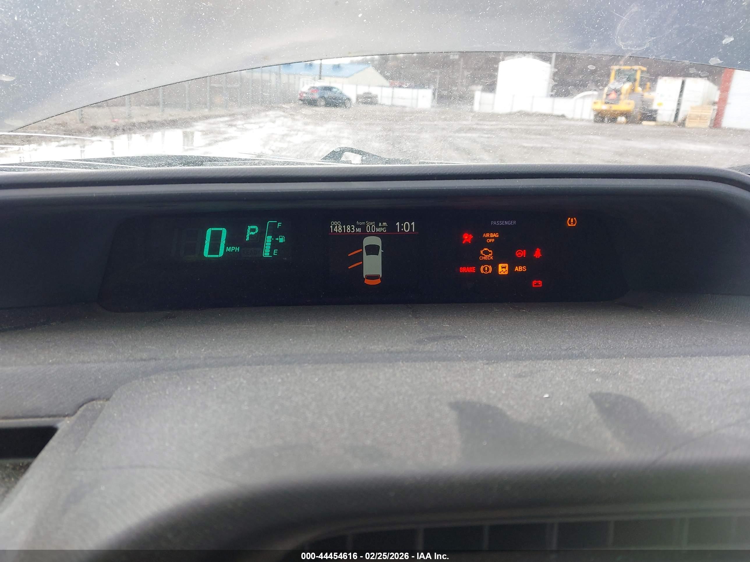 TOYOTA PRIUS image 7
