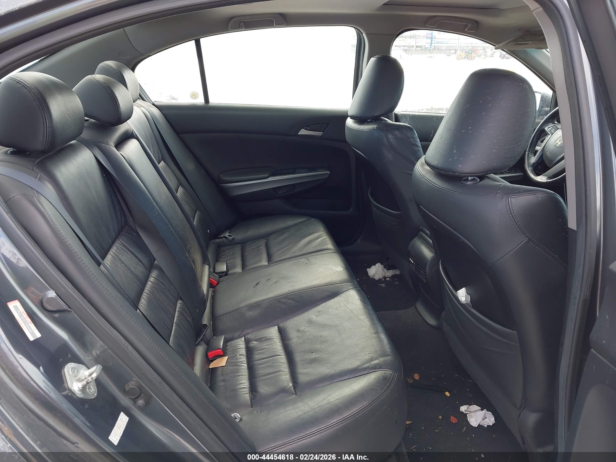 HONDA ACCORD image 8