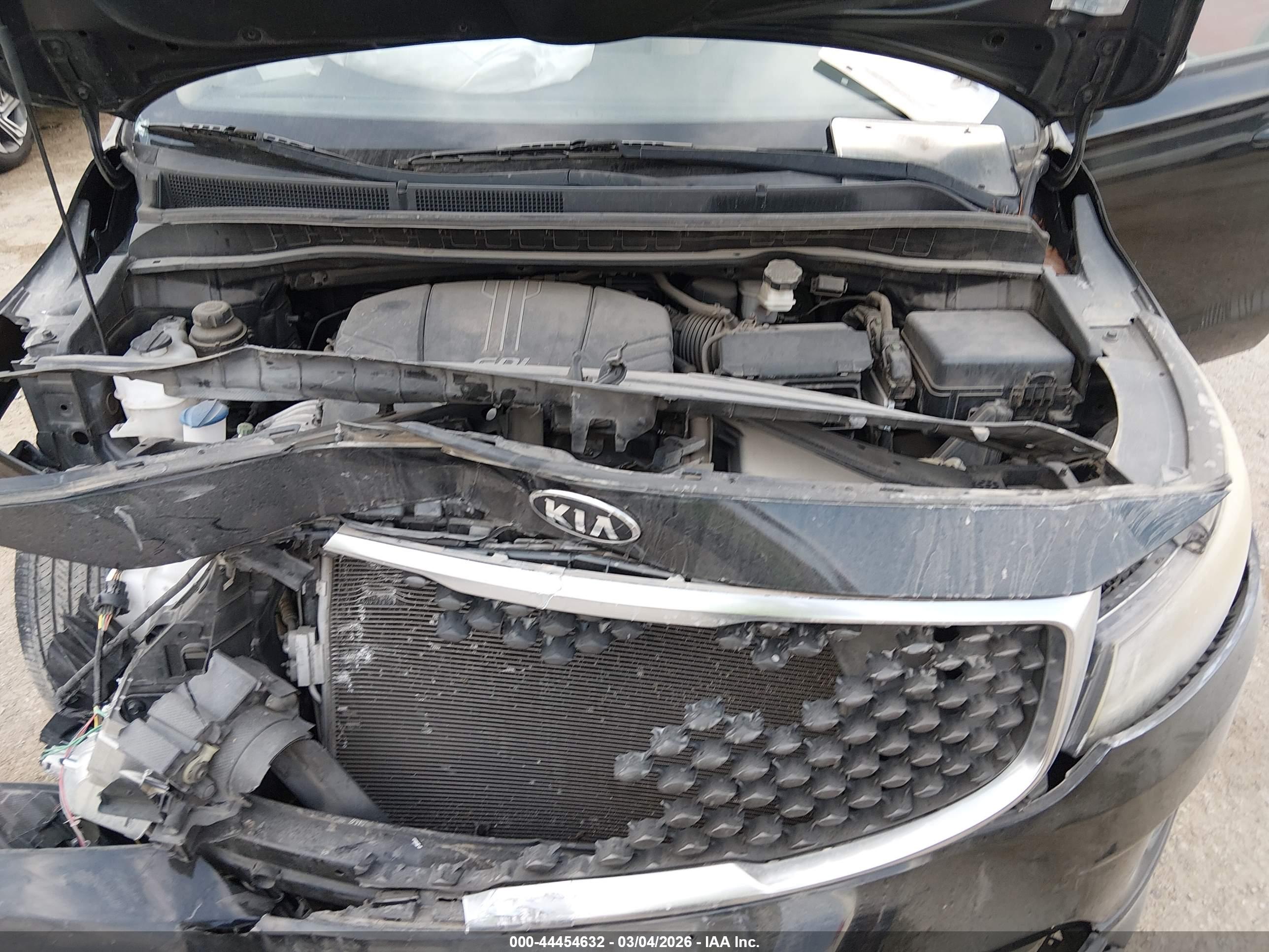 KIA SEDONA image 10