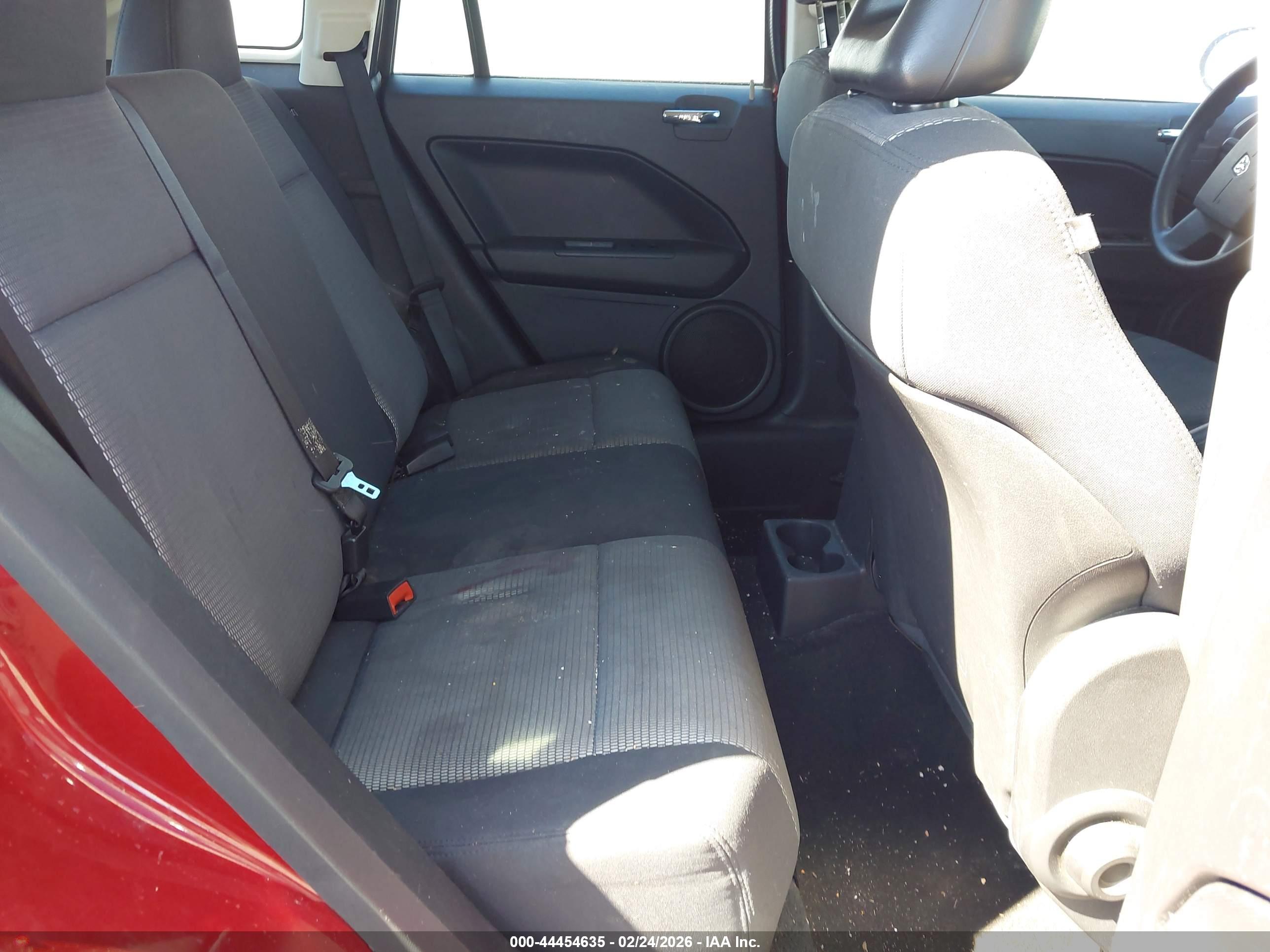 DODGE CALIBER image 8