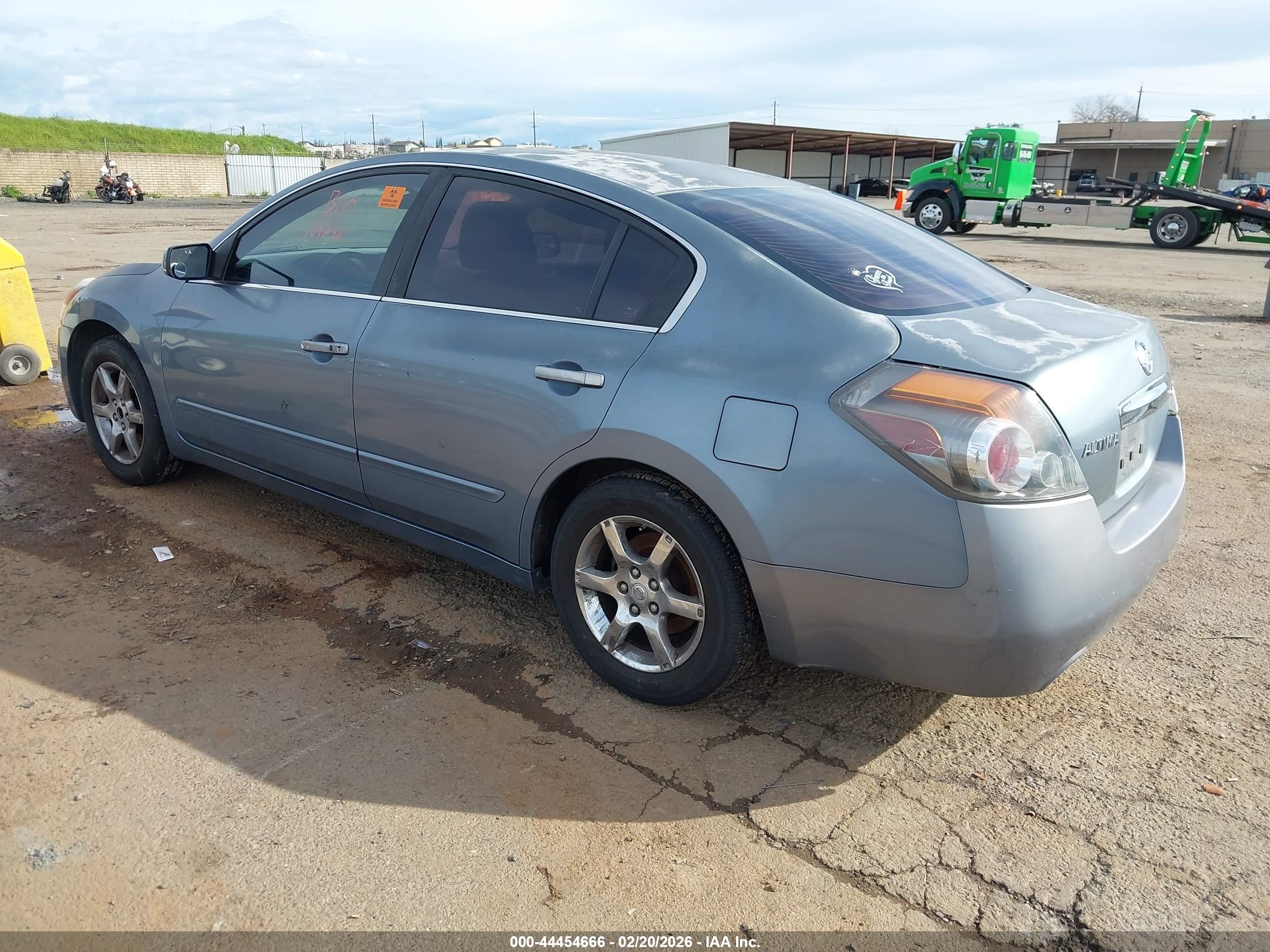 NISSAN ALTIMA image 3