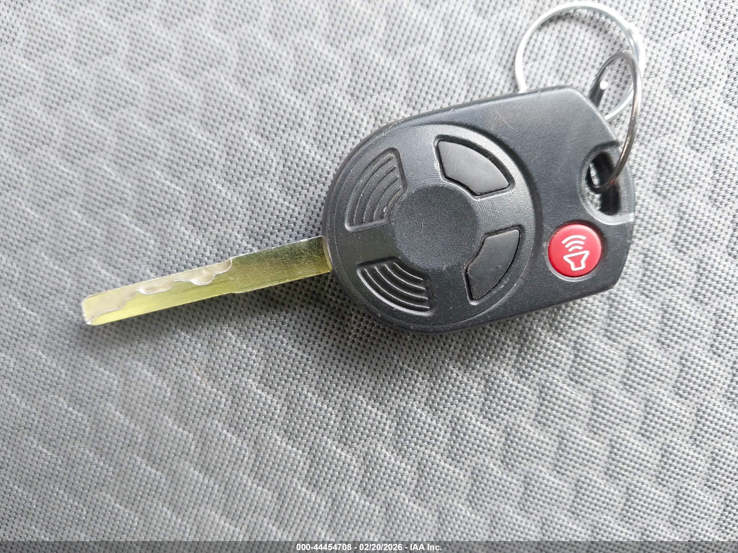 FORD ESCAPE image 11