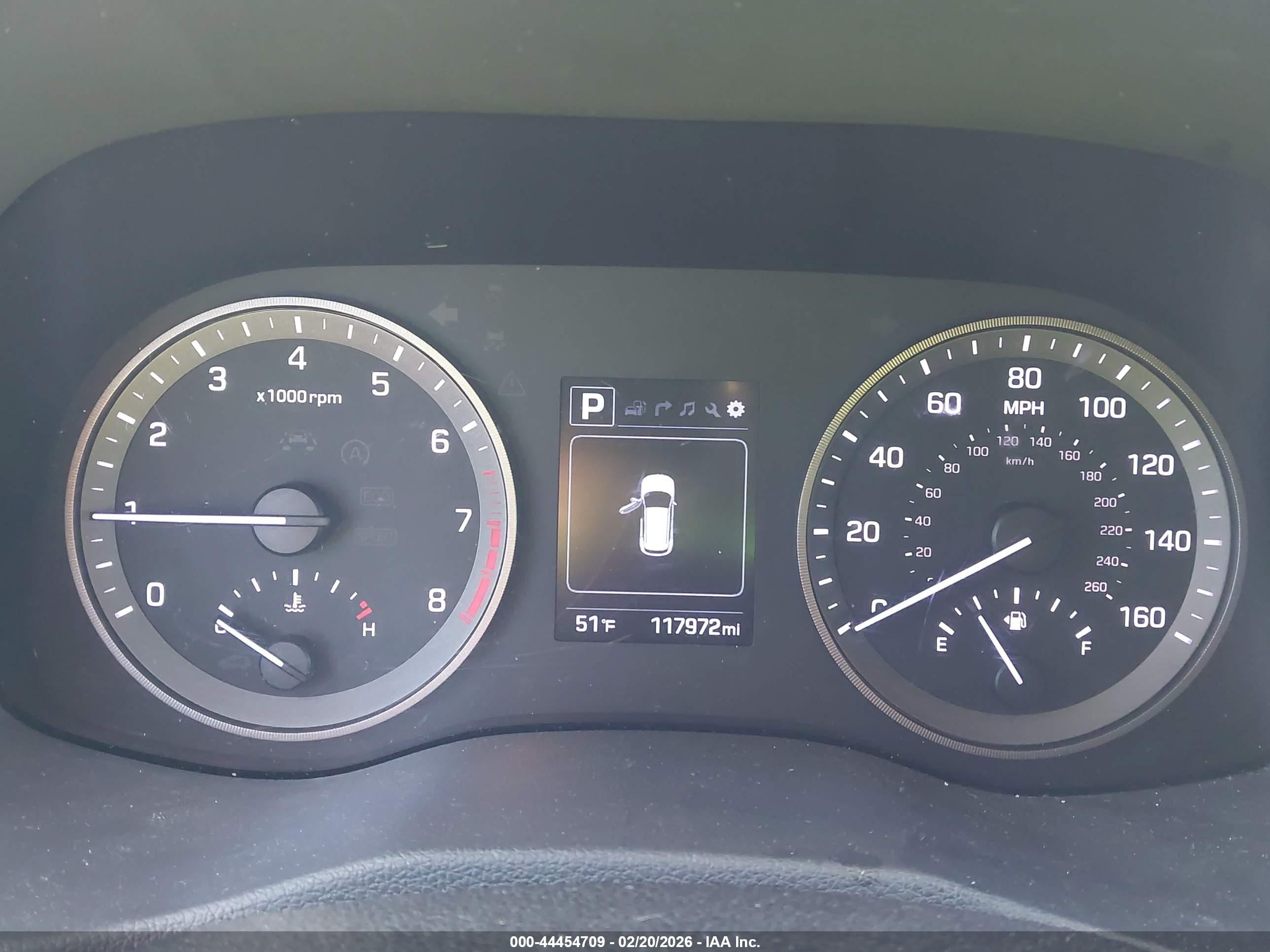 HYUNDAI TUCSON image 7