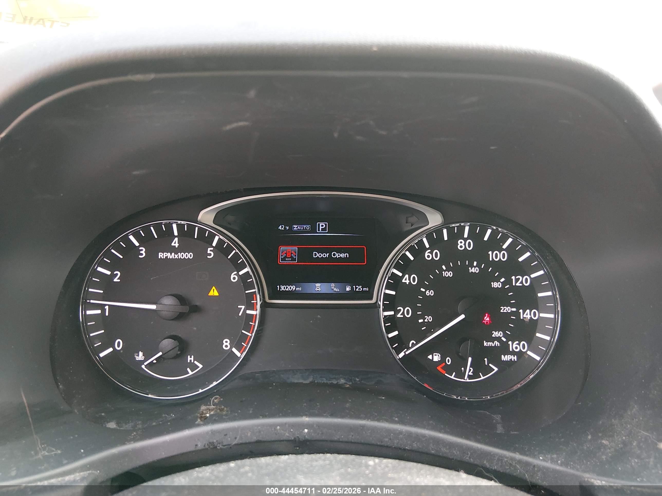 NISSAN PATHFINDER image 7