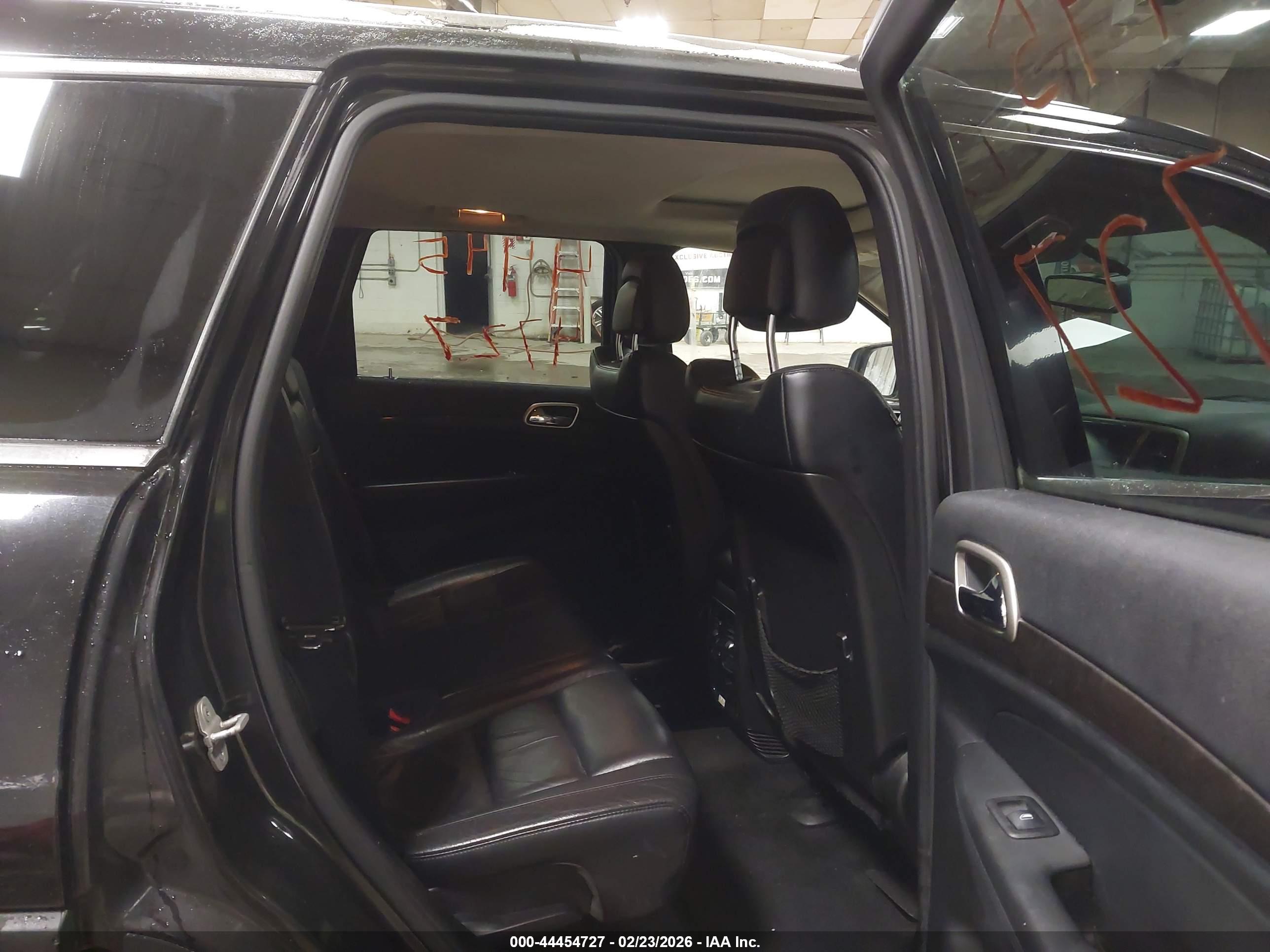 JEEP GRAND image 8
