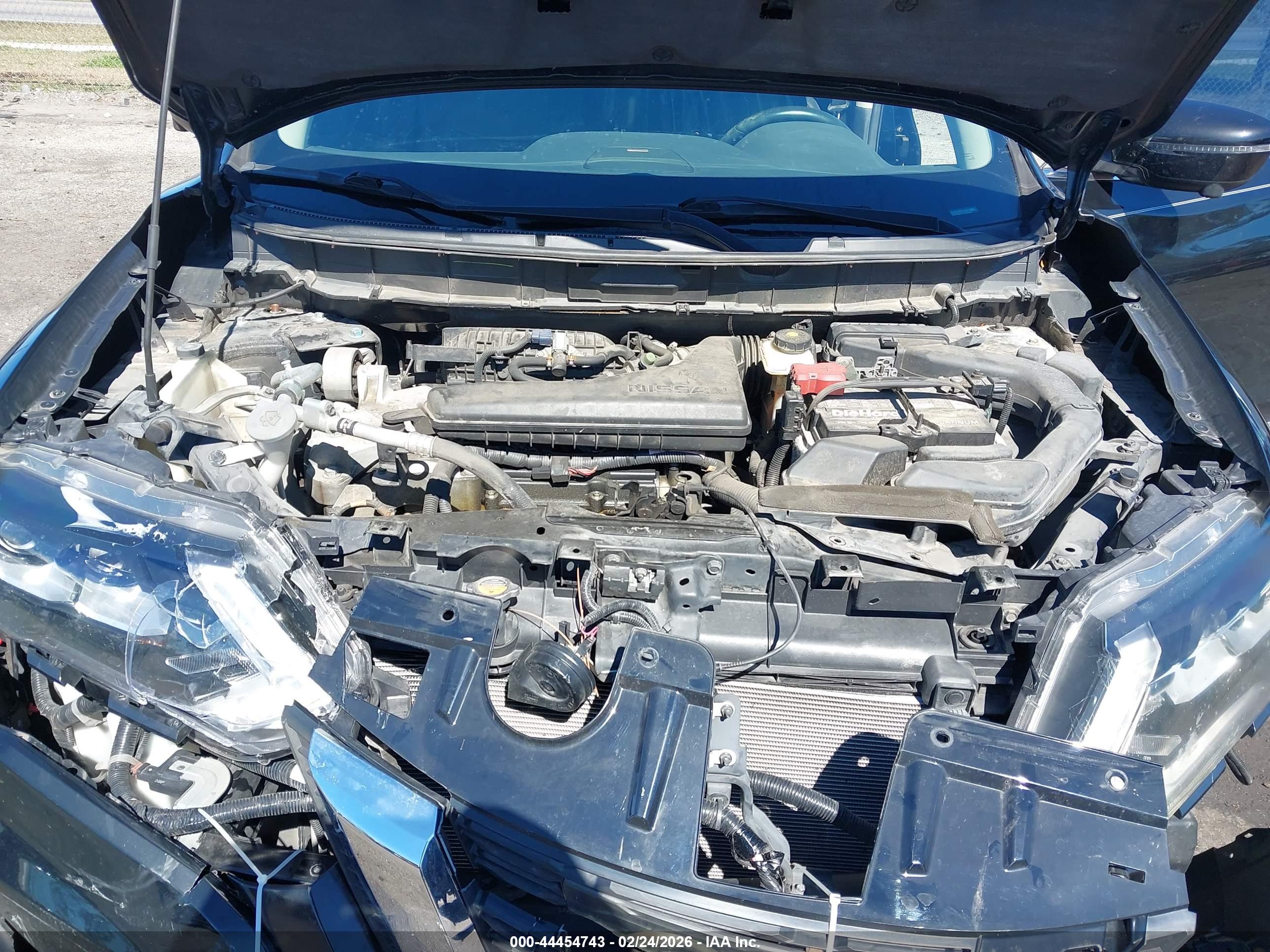 NISSAN ROGUE image 10