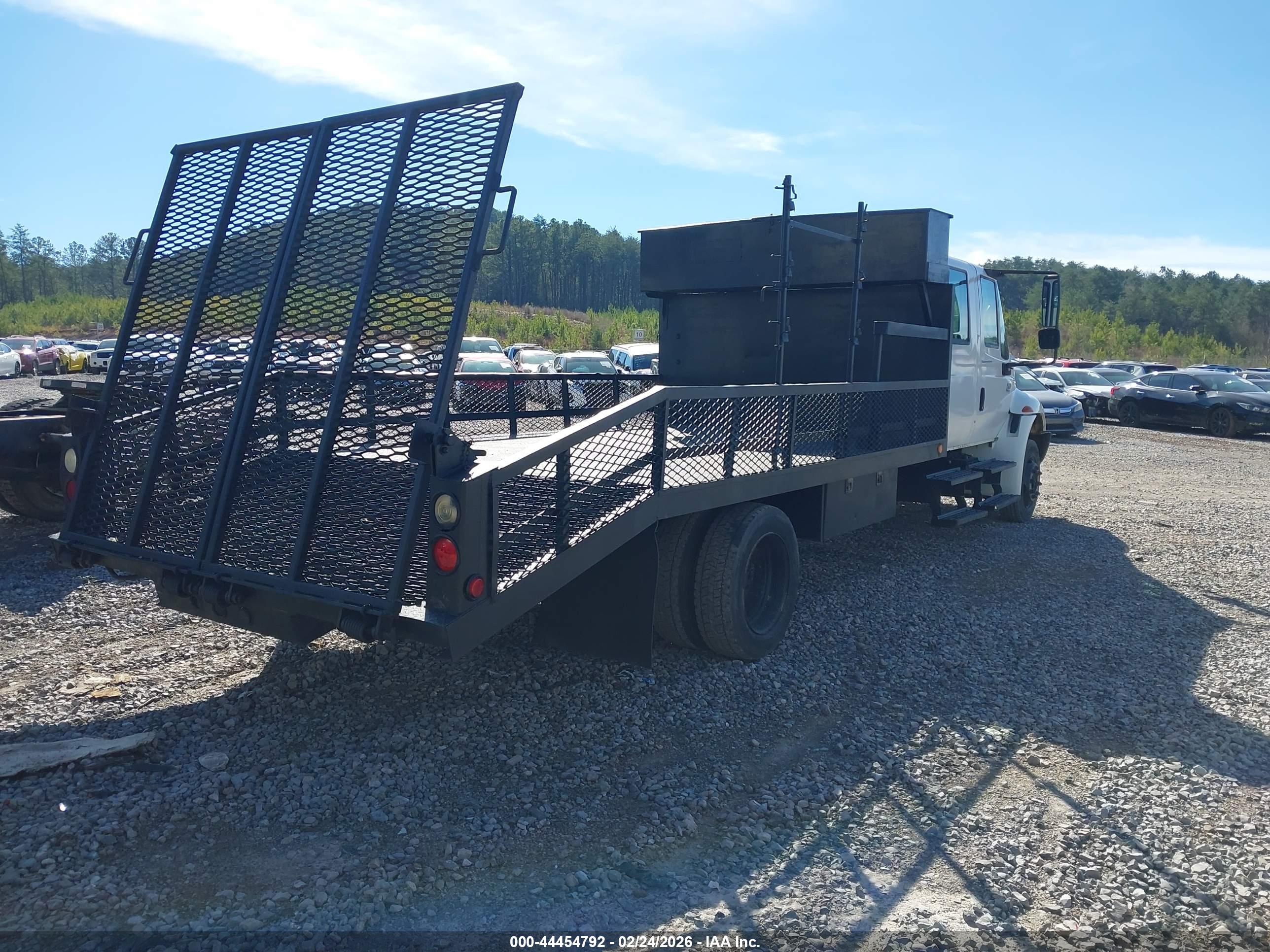 INTERNATIONAL 4000 image 4