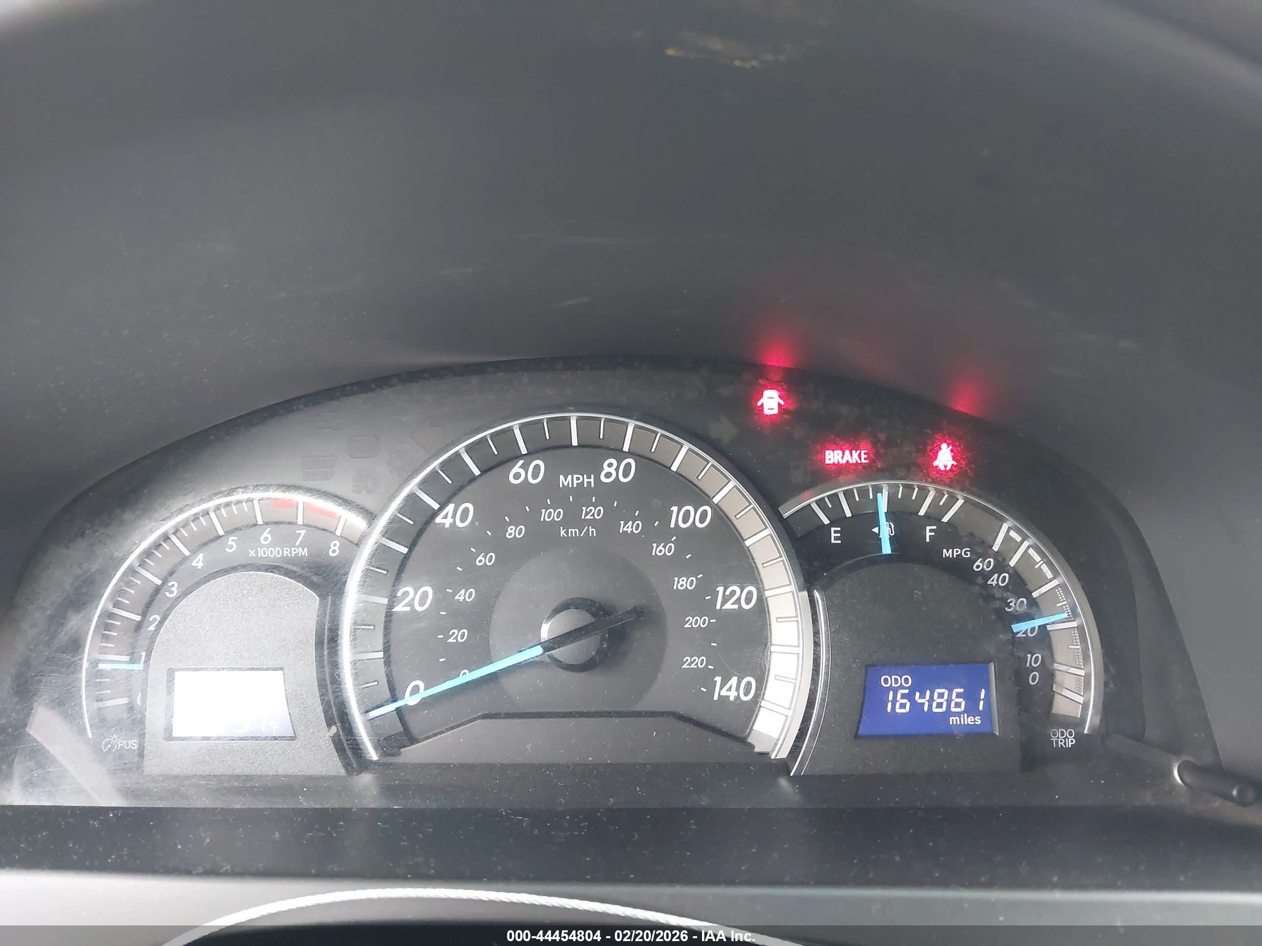TOYOTA CAMRY image 7