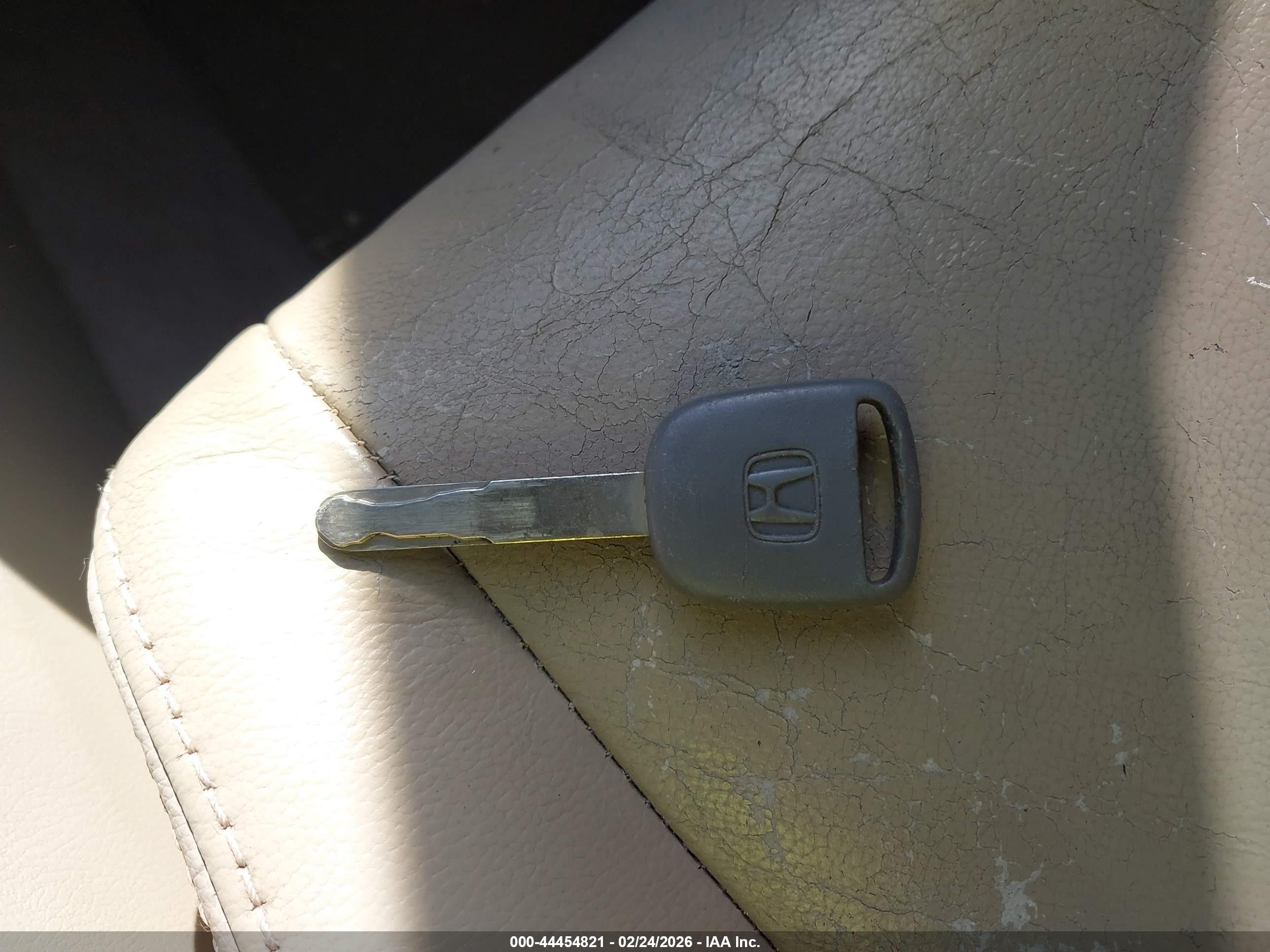 HONDA ACCORD image 11