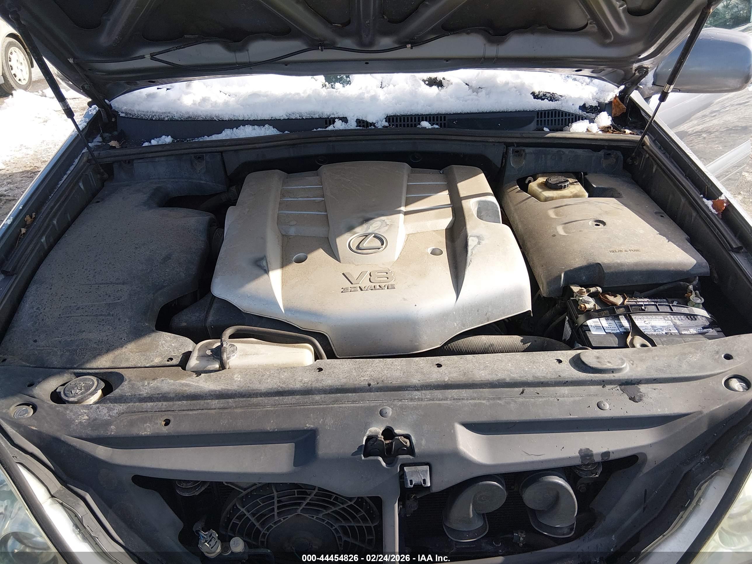 LEXUS GX image 10