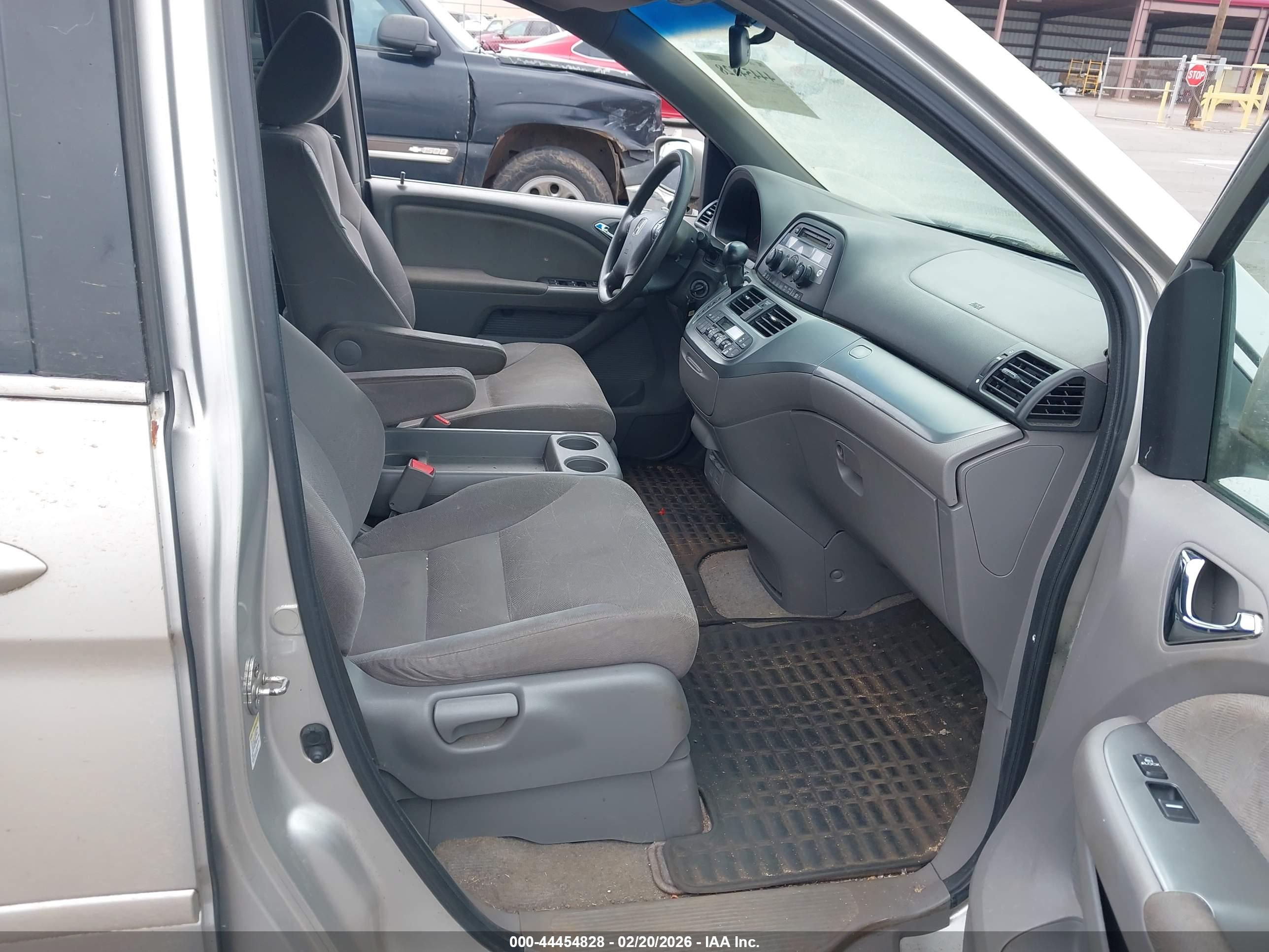 HONDA ODYSSEY image 5