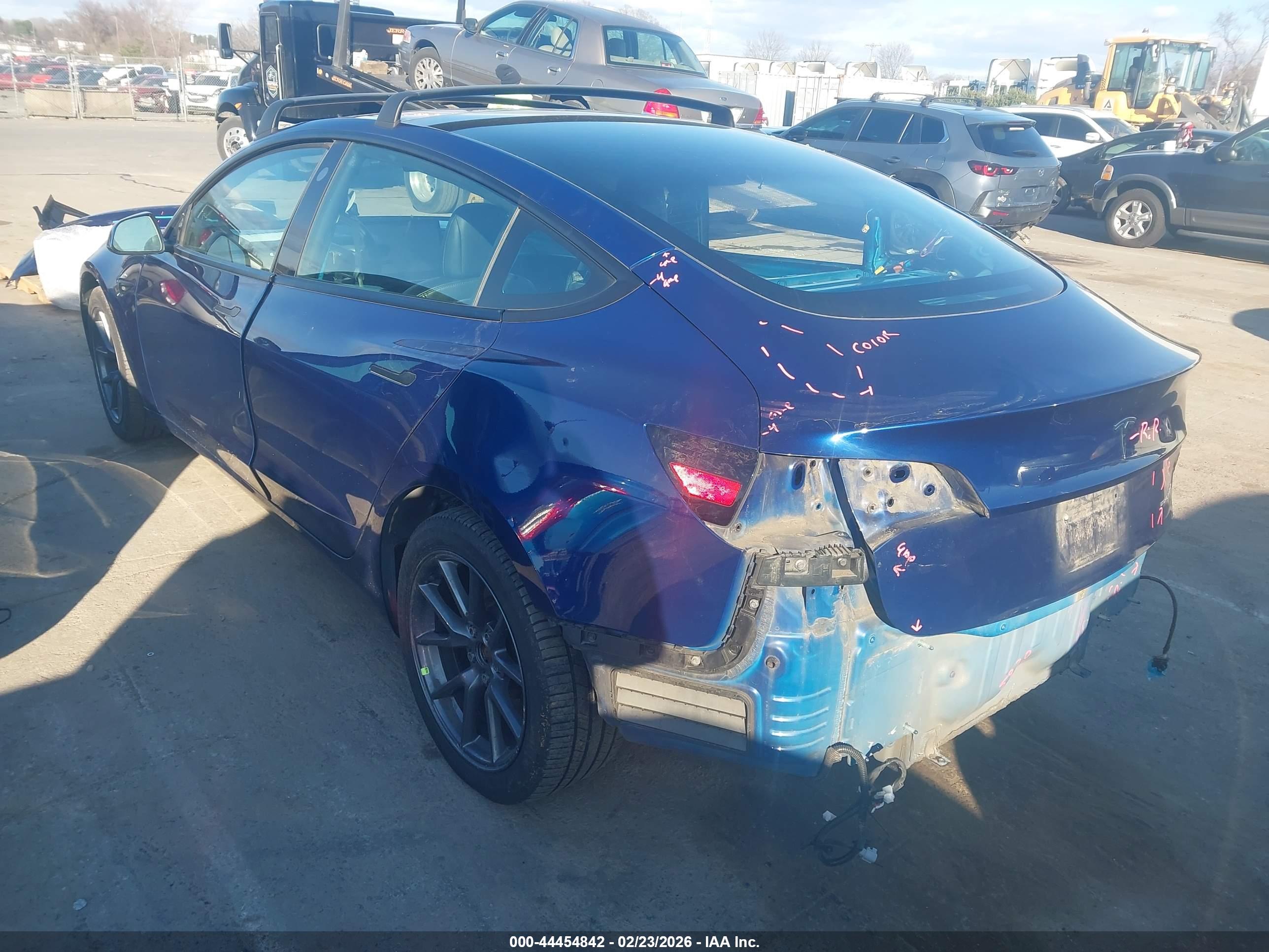 TESLA MODEL image 3
