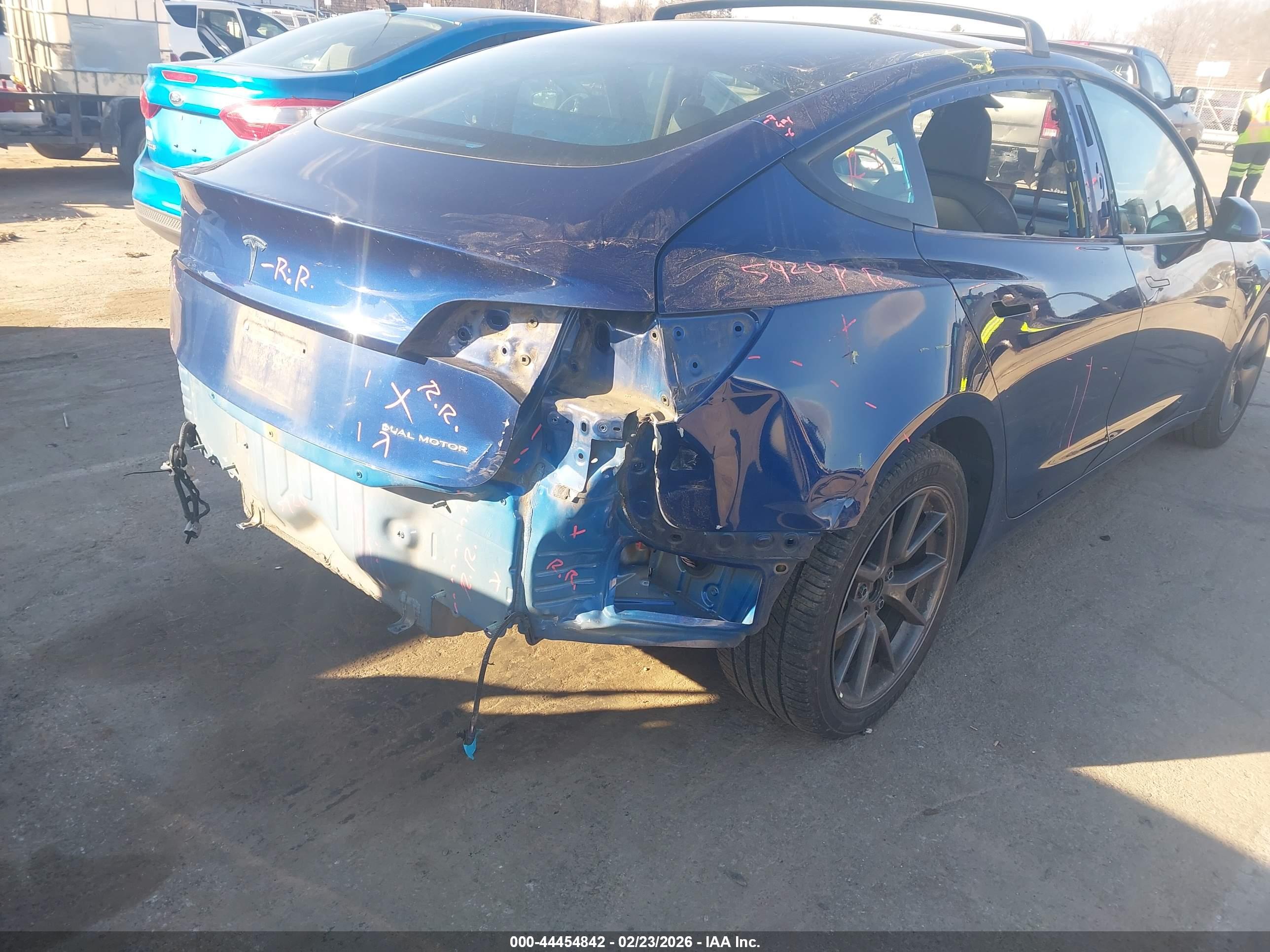 TESLA MODEL image 6