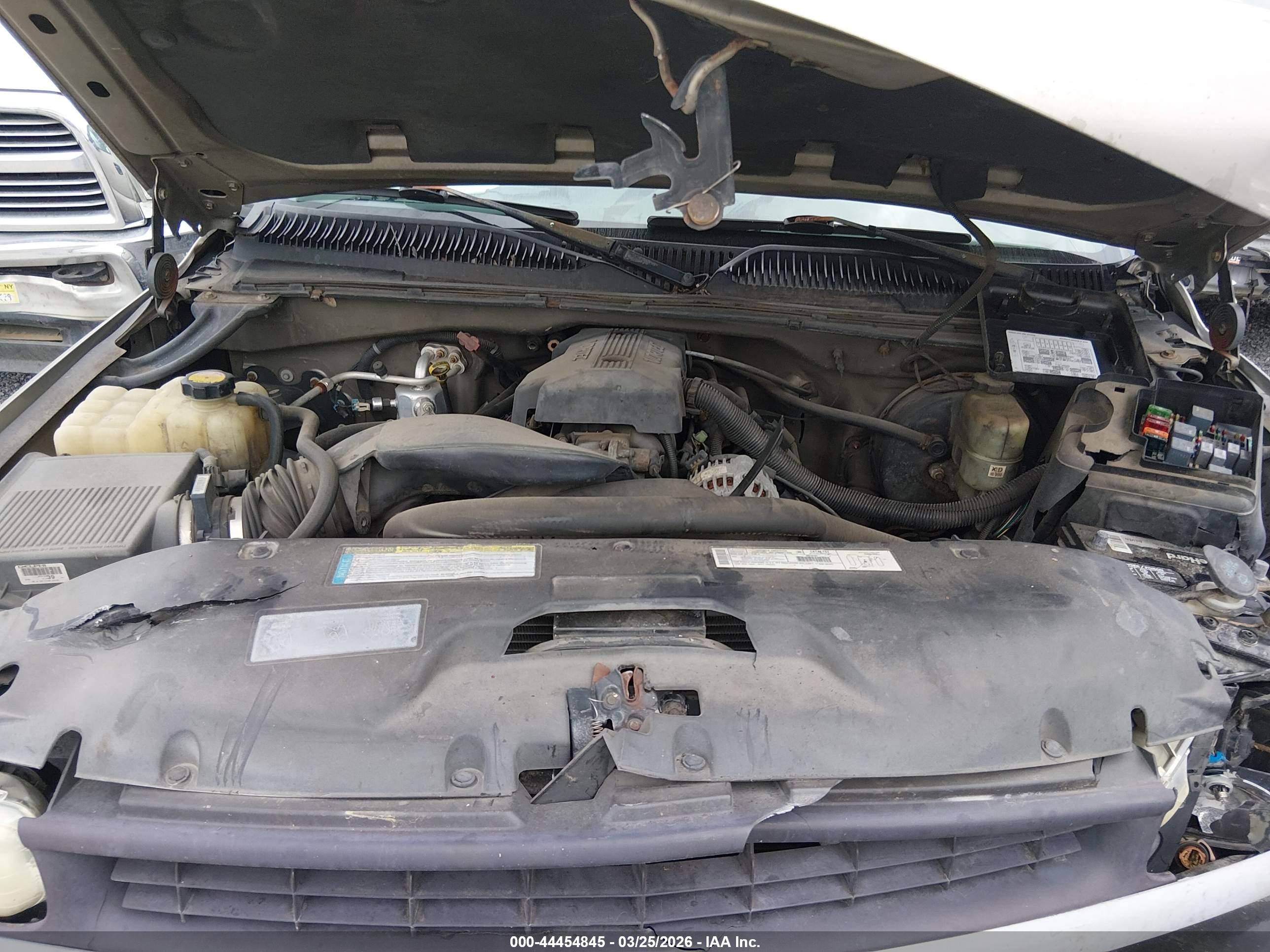 CHEVROLET SILVERADO image 10
