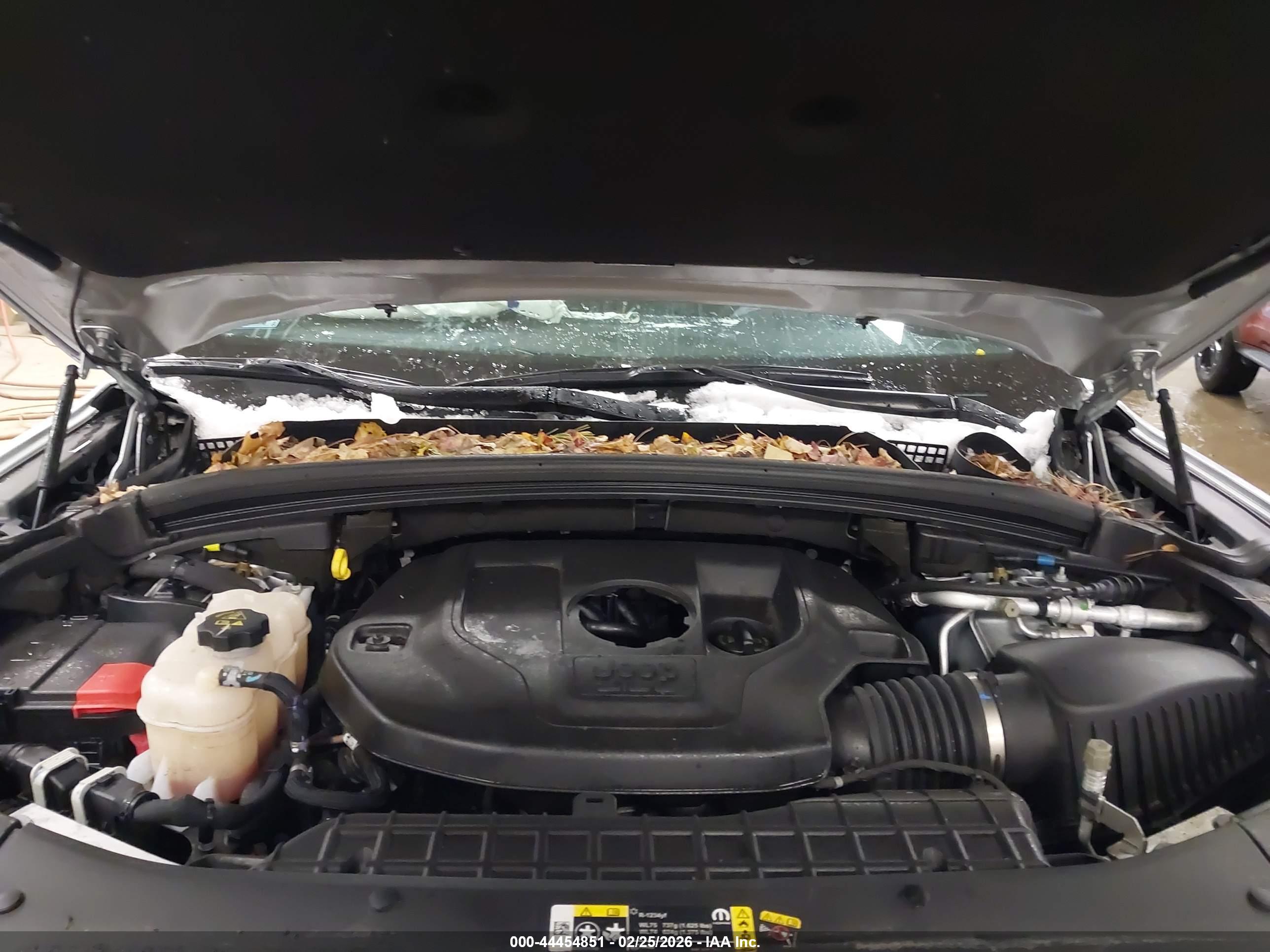 JEEP GRAND image 10