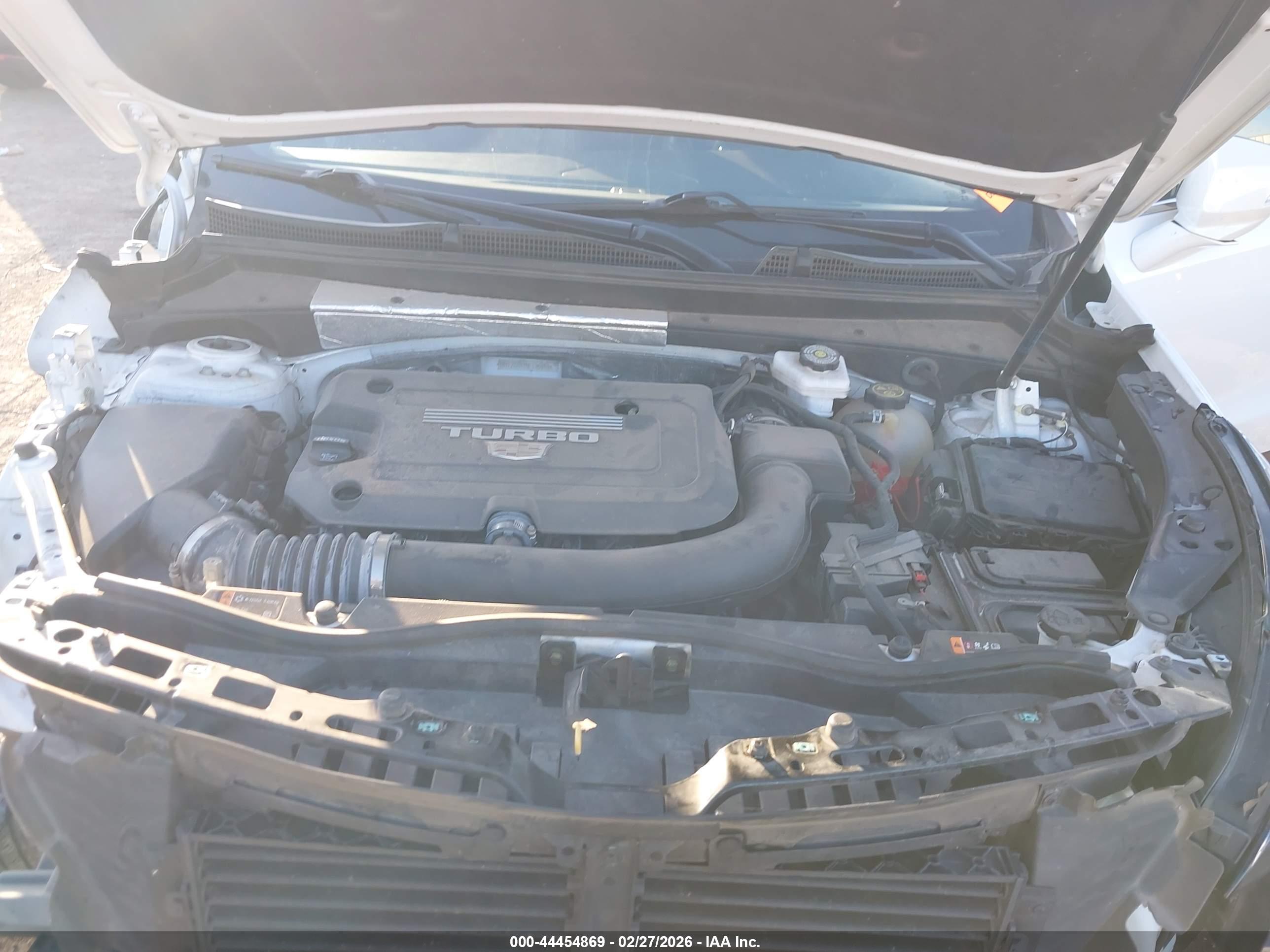 CADILLAC XT4 image 10