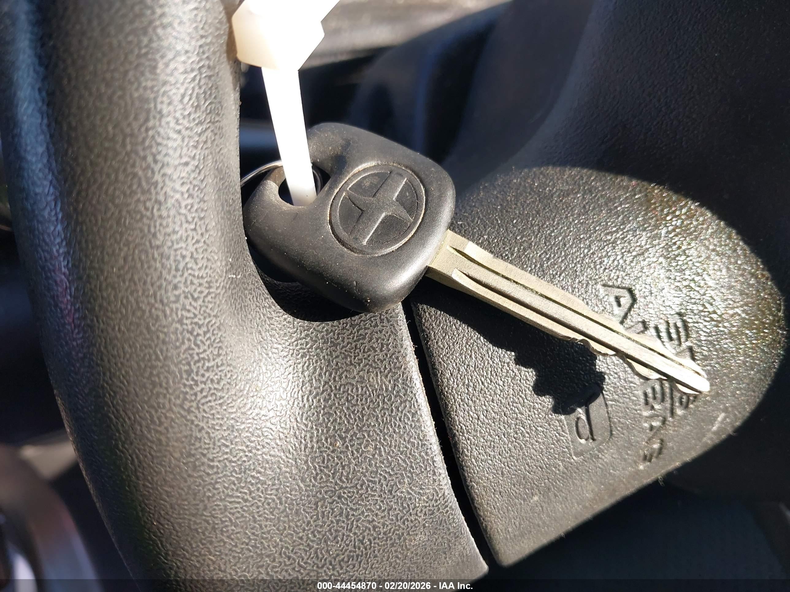 SCION XB image 11