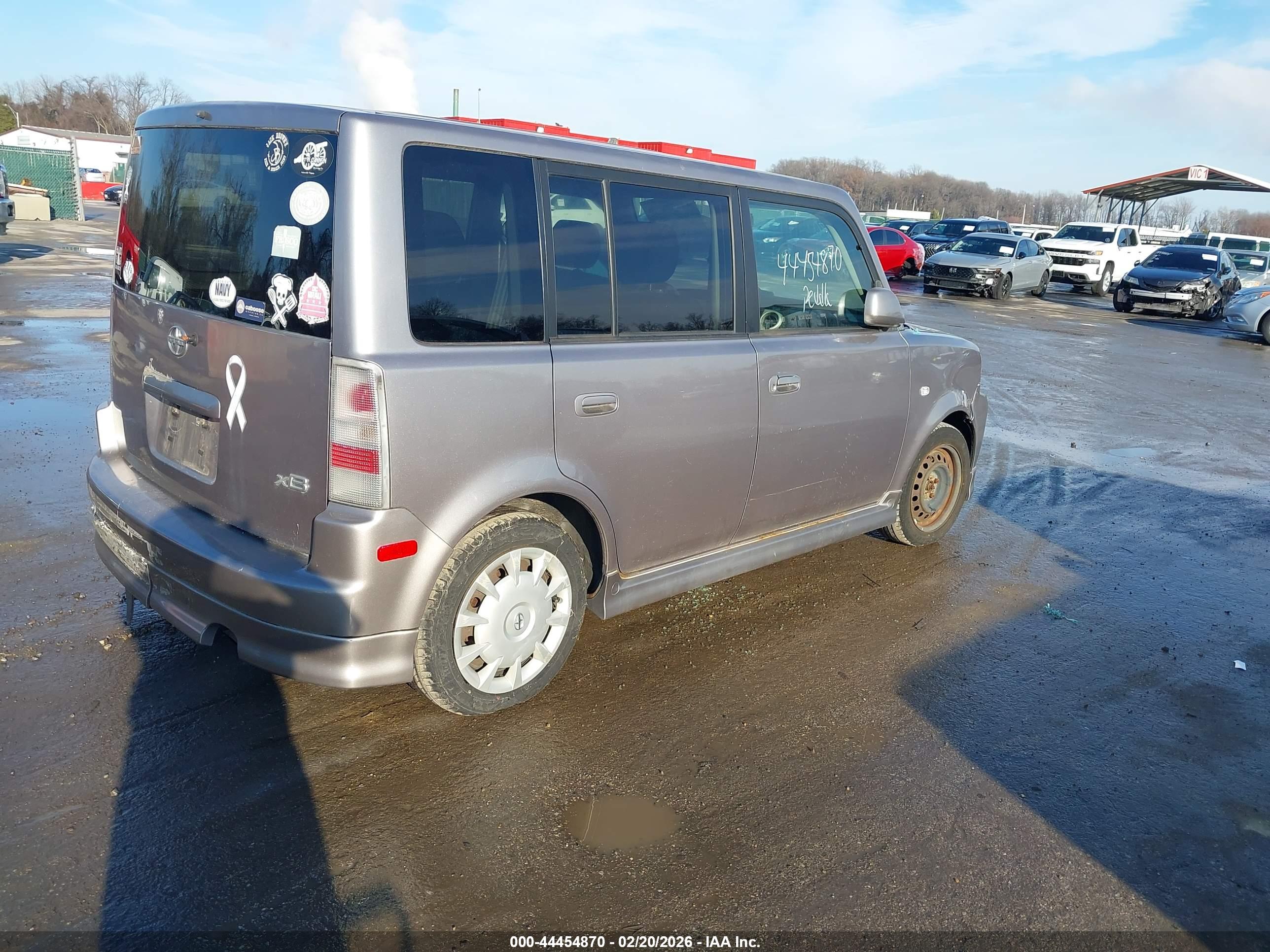 SCION XB image 4