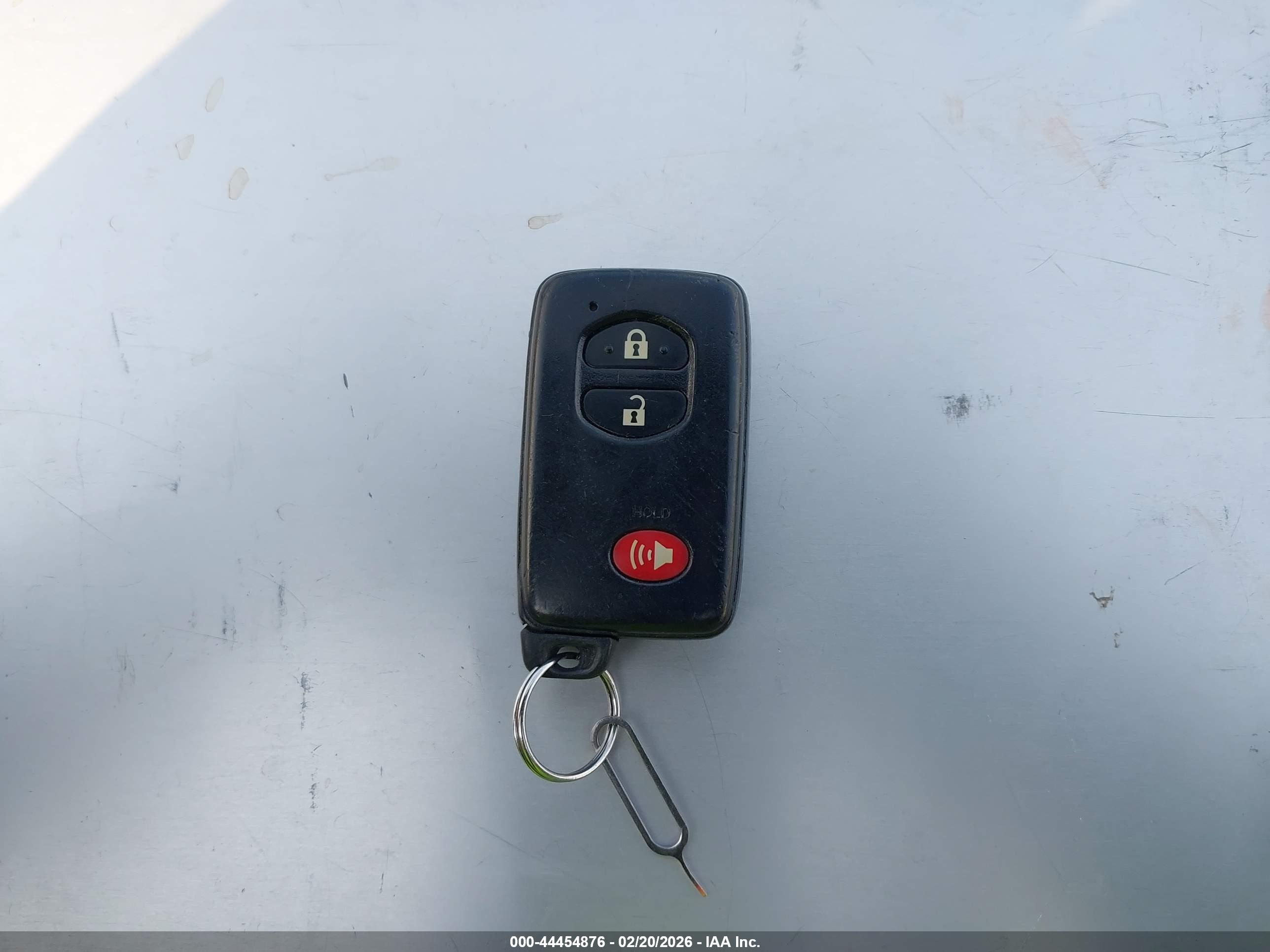 TOYOTA PRIUS image 11