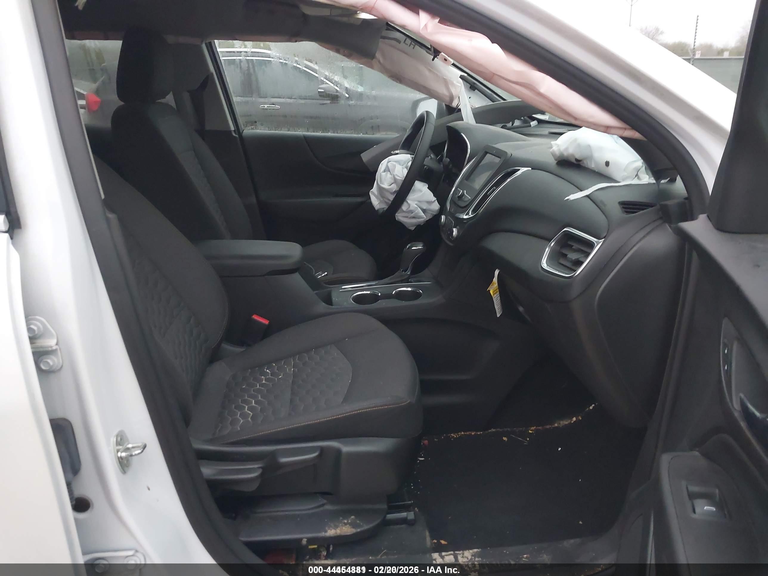 CHEVROLET EQUINOX image 5