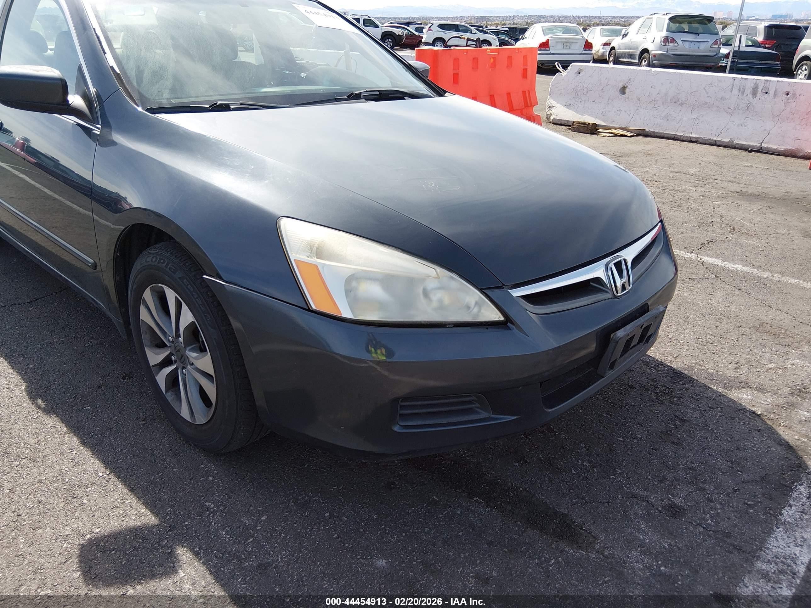 HONDA ACCORD image 6