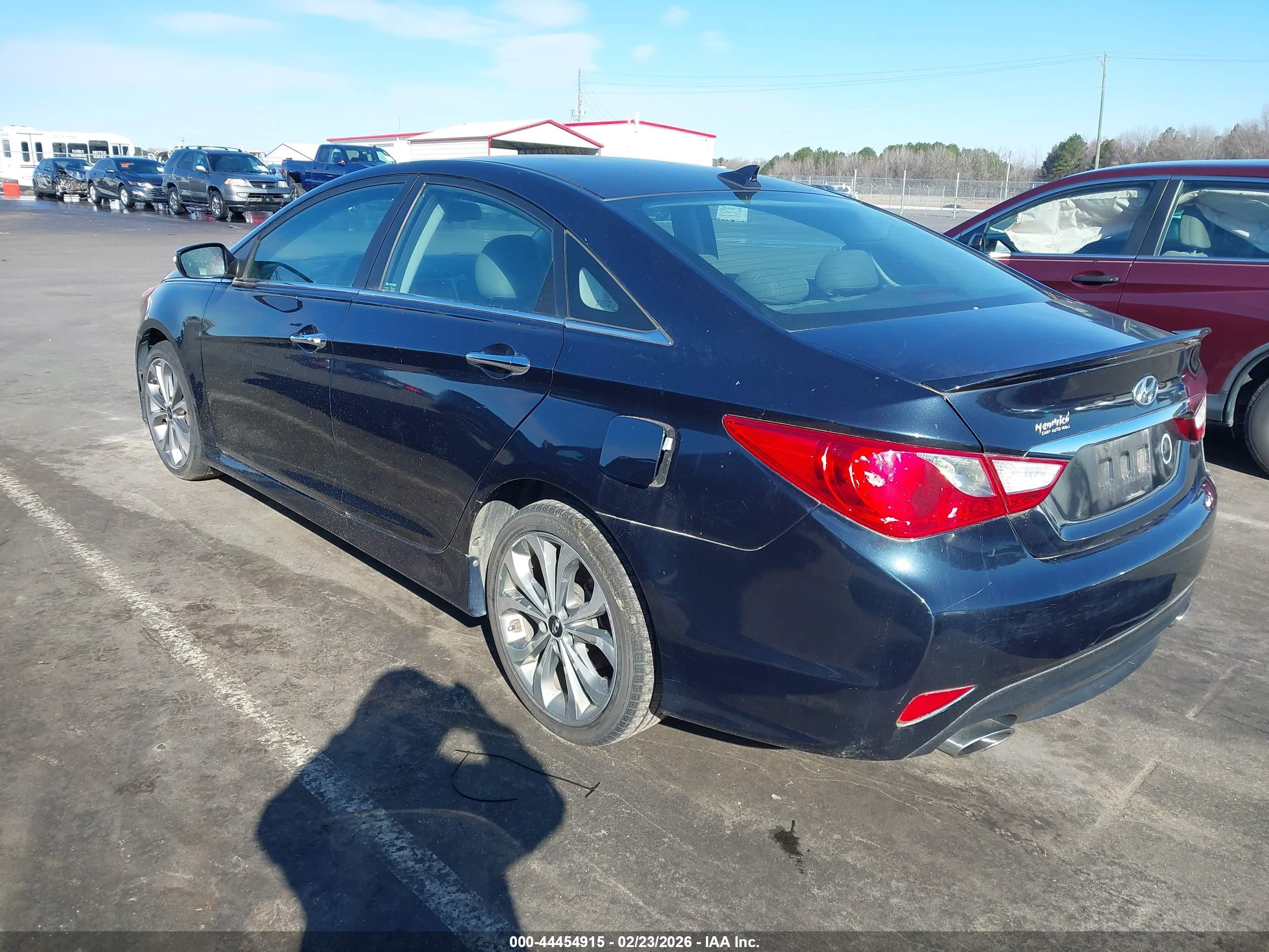 HYUNDAI SONATA image 3