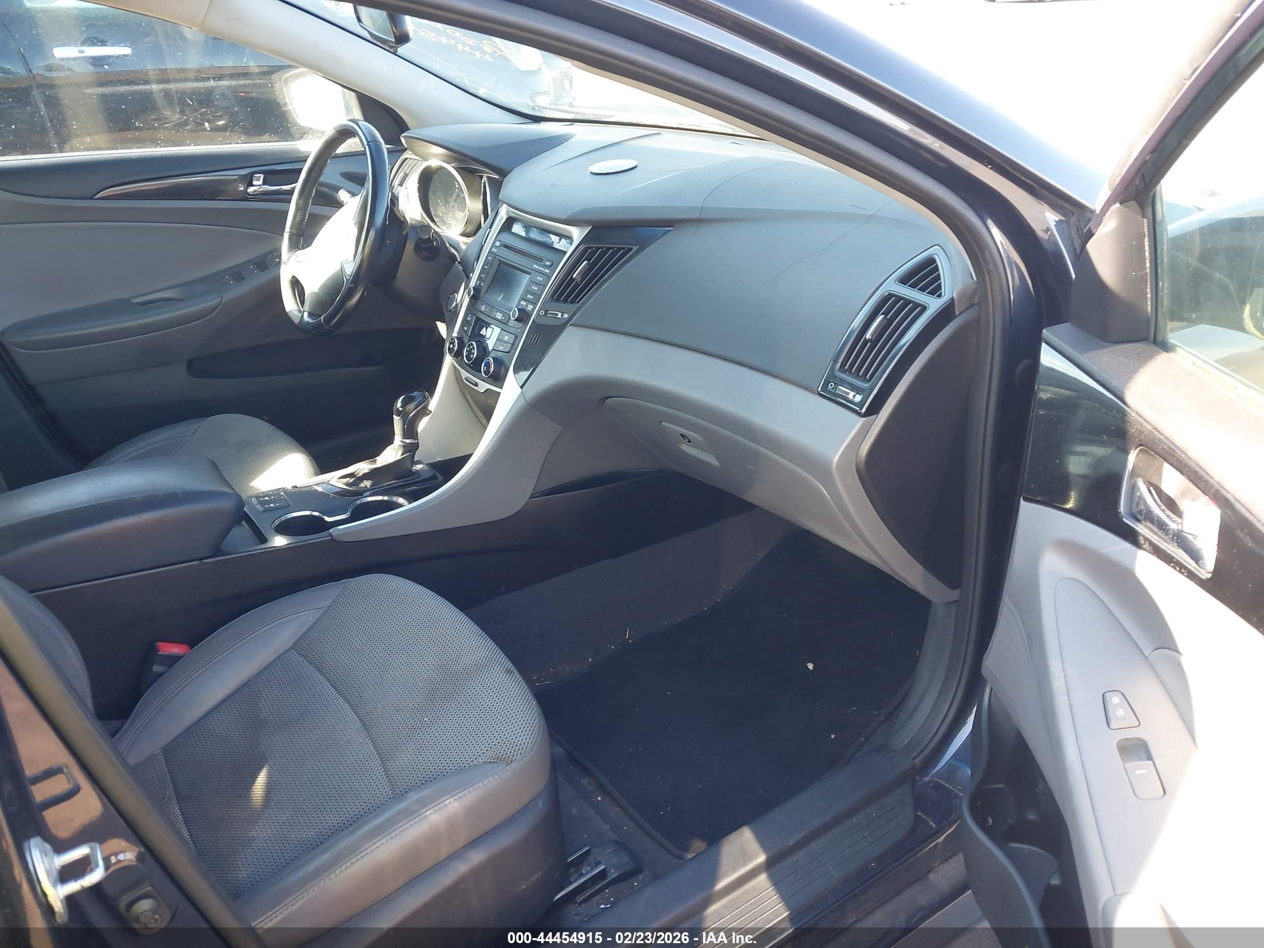 HYUNDAI SONATA image 5
