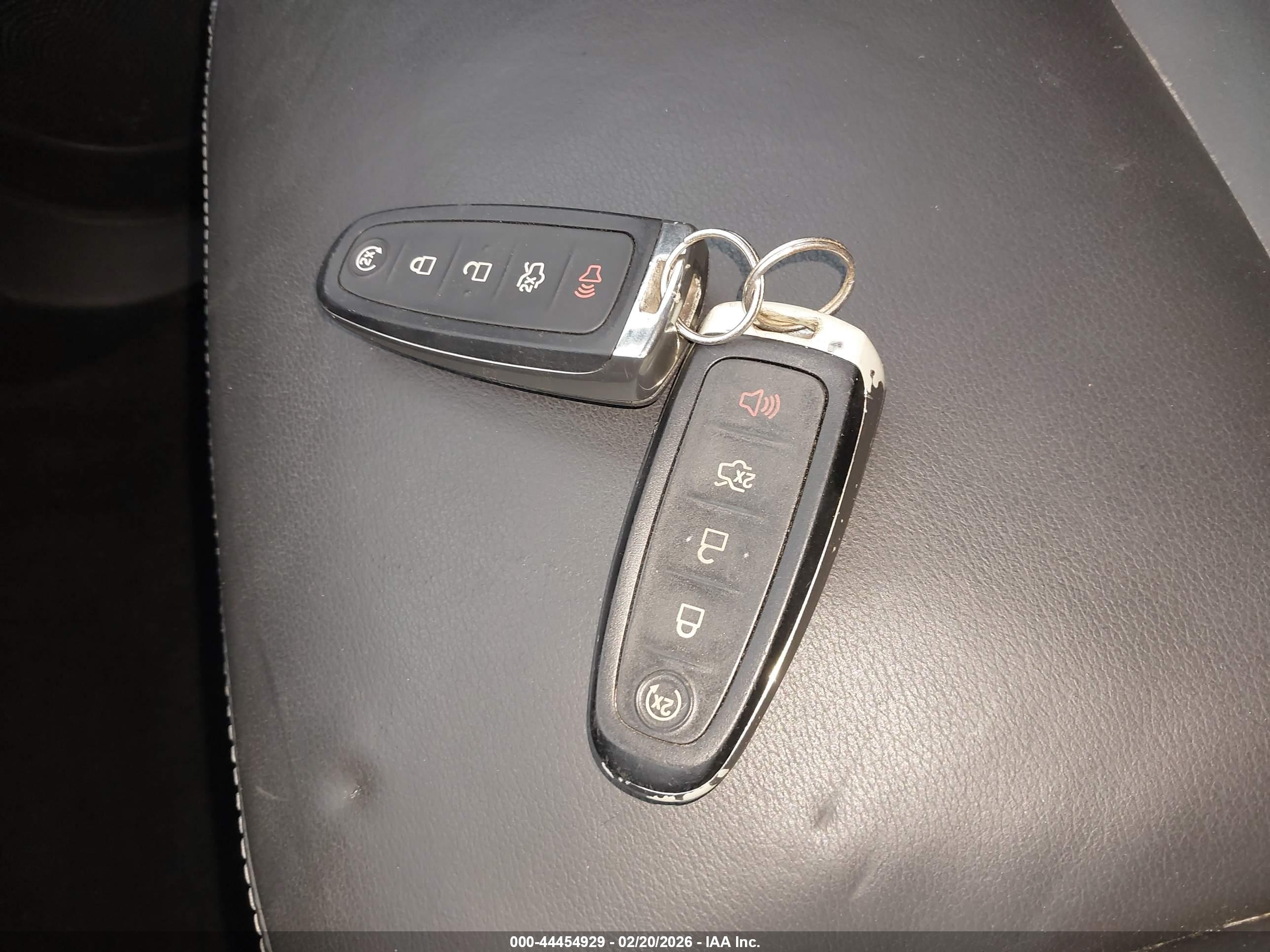 FORD ESCAPE image 11