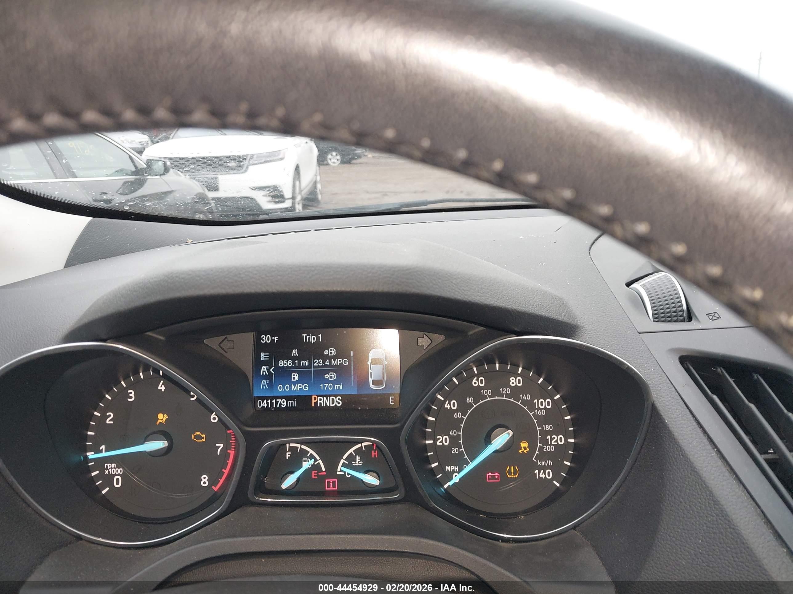 FORD ESCAPE image 7