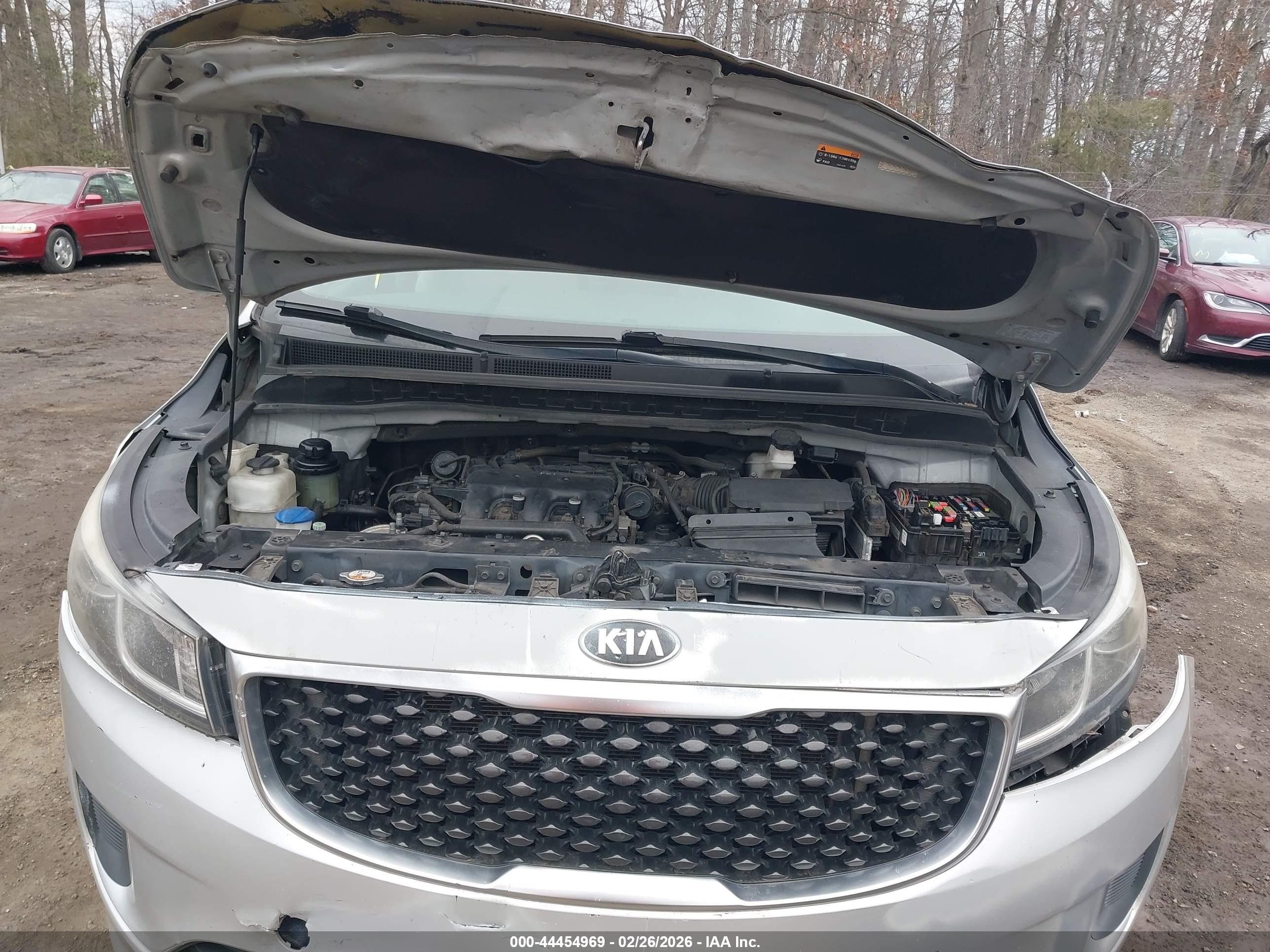 KIA SEDONA image 10