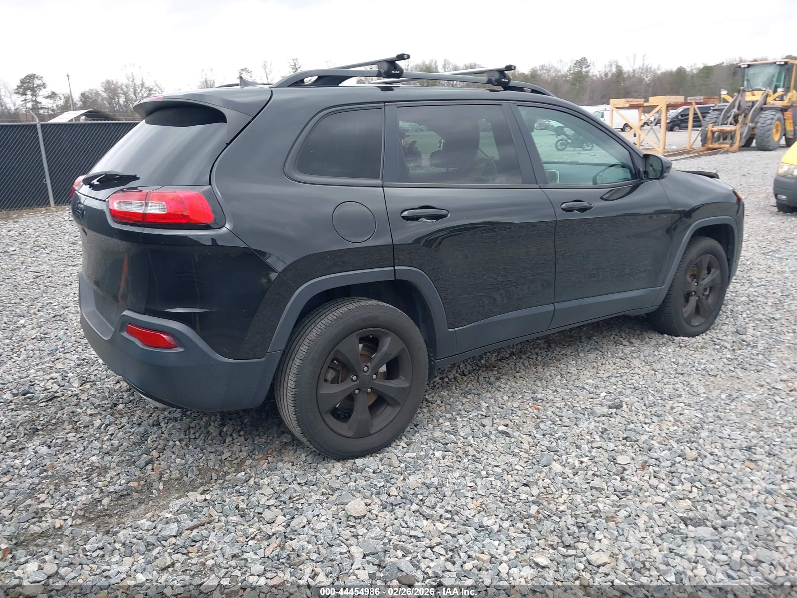 JEEP CHEROKEE image 4