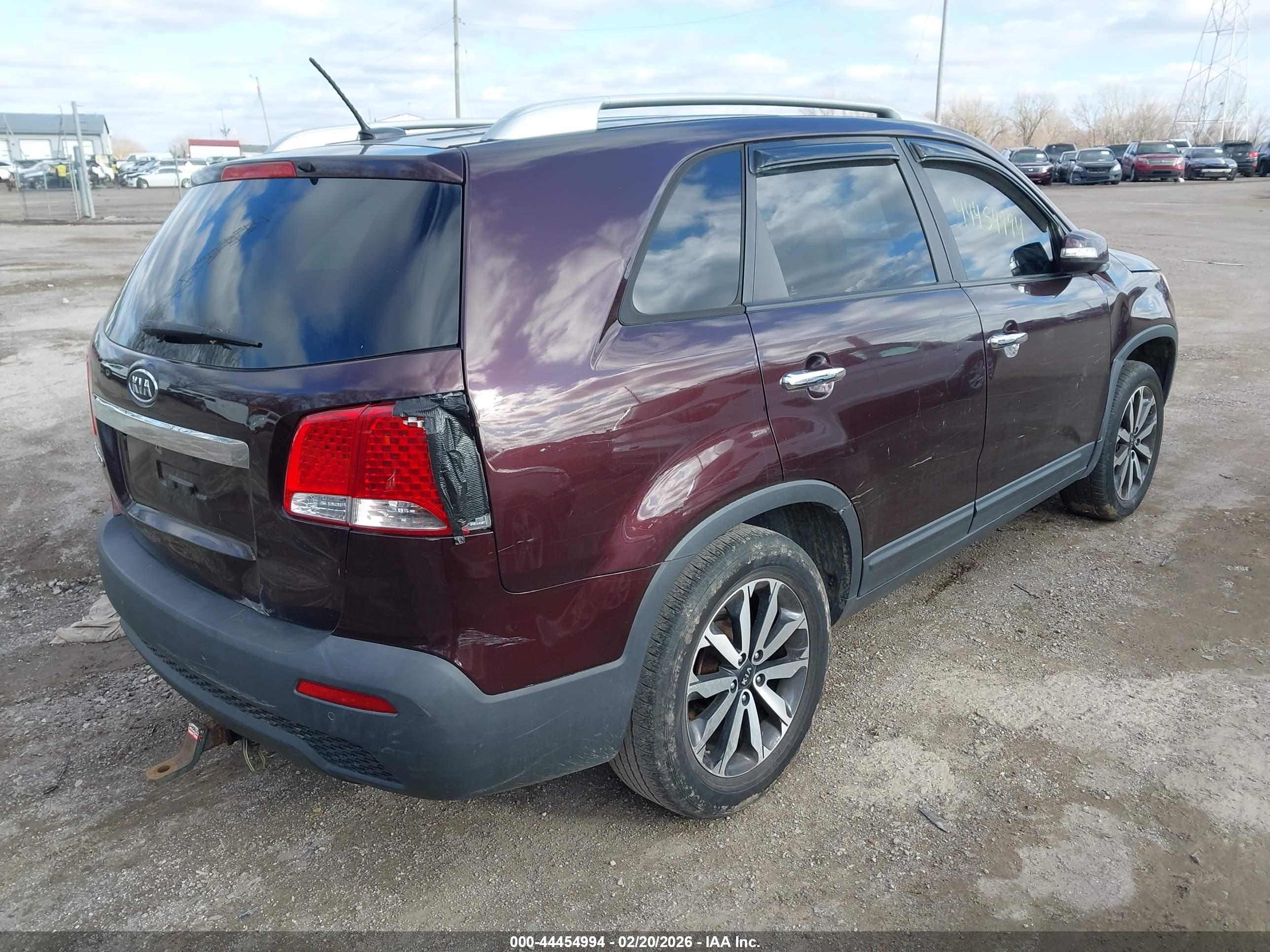 KIA SORENTO image 4