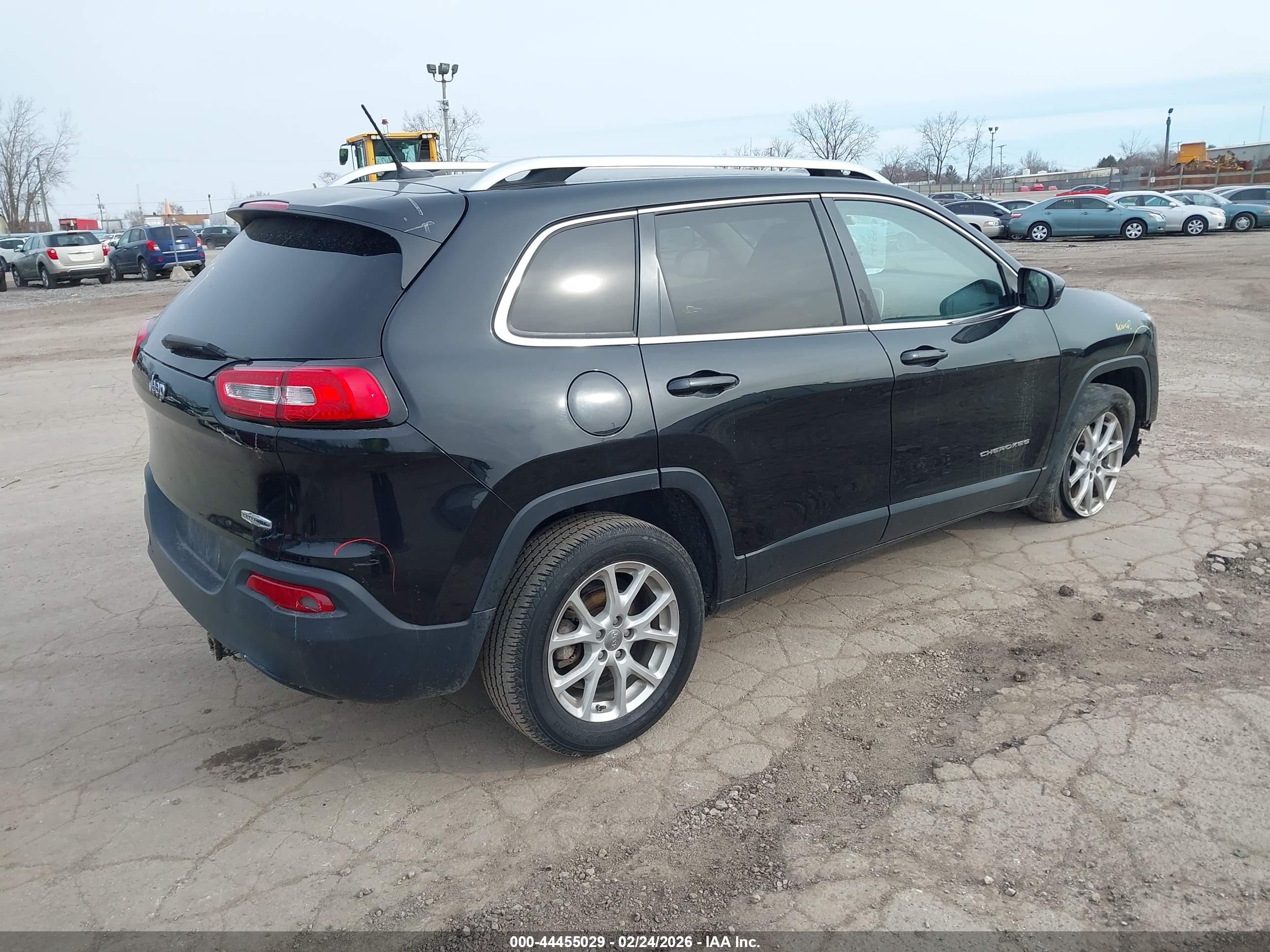 JEEP CHEROKEE image 4