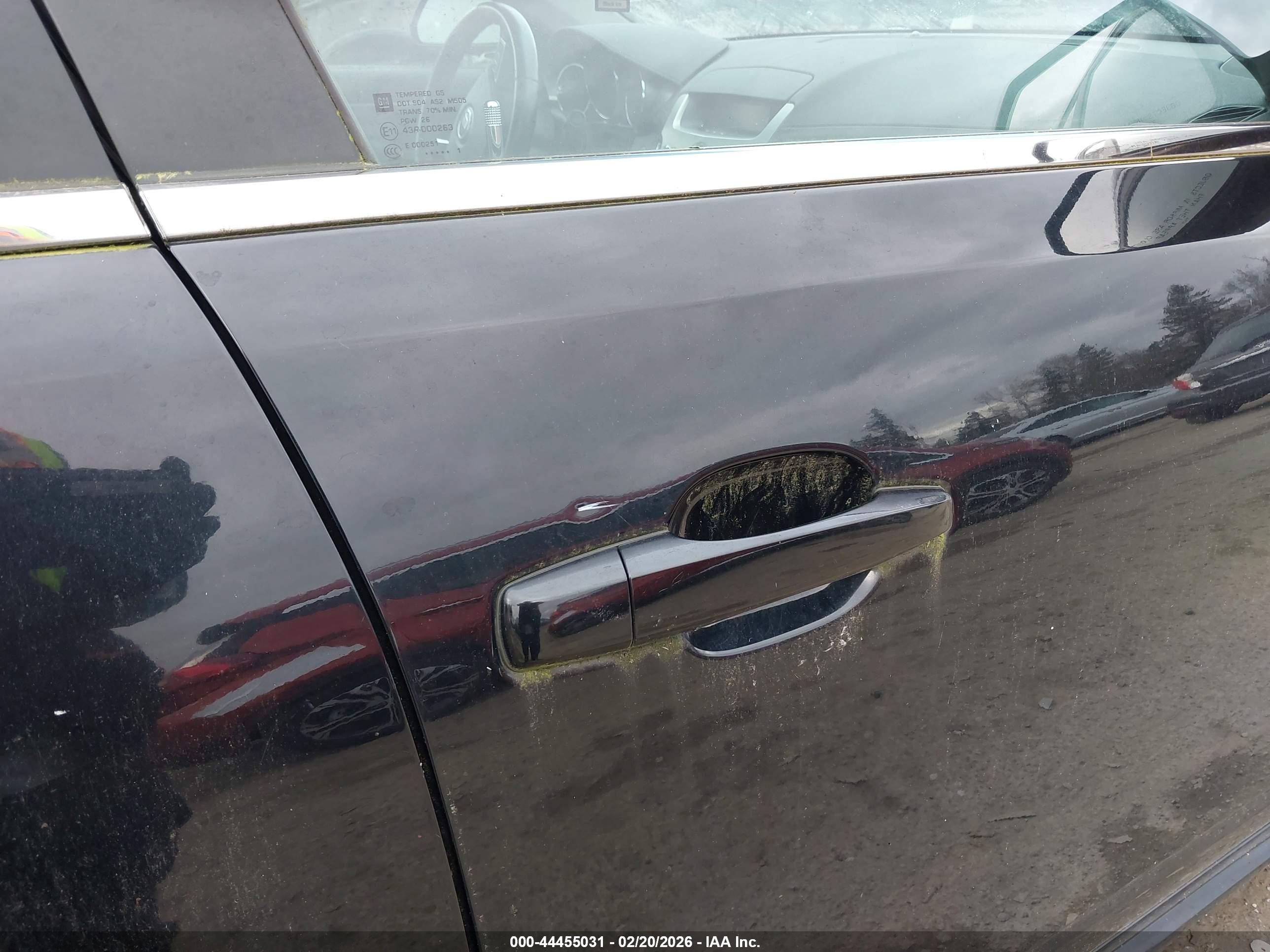 CADILLAC CTS image 6