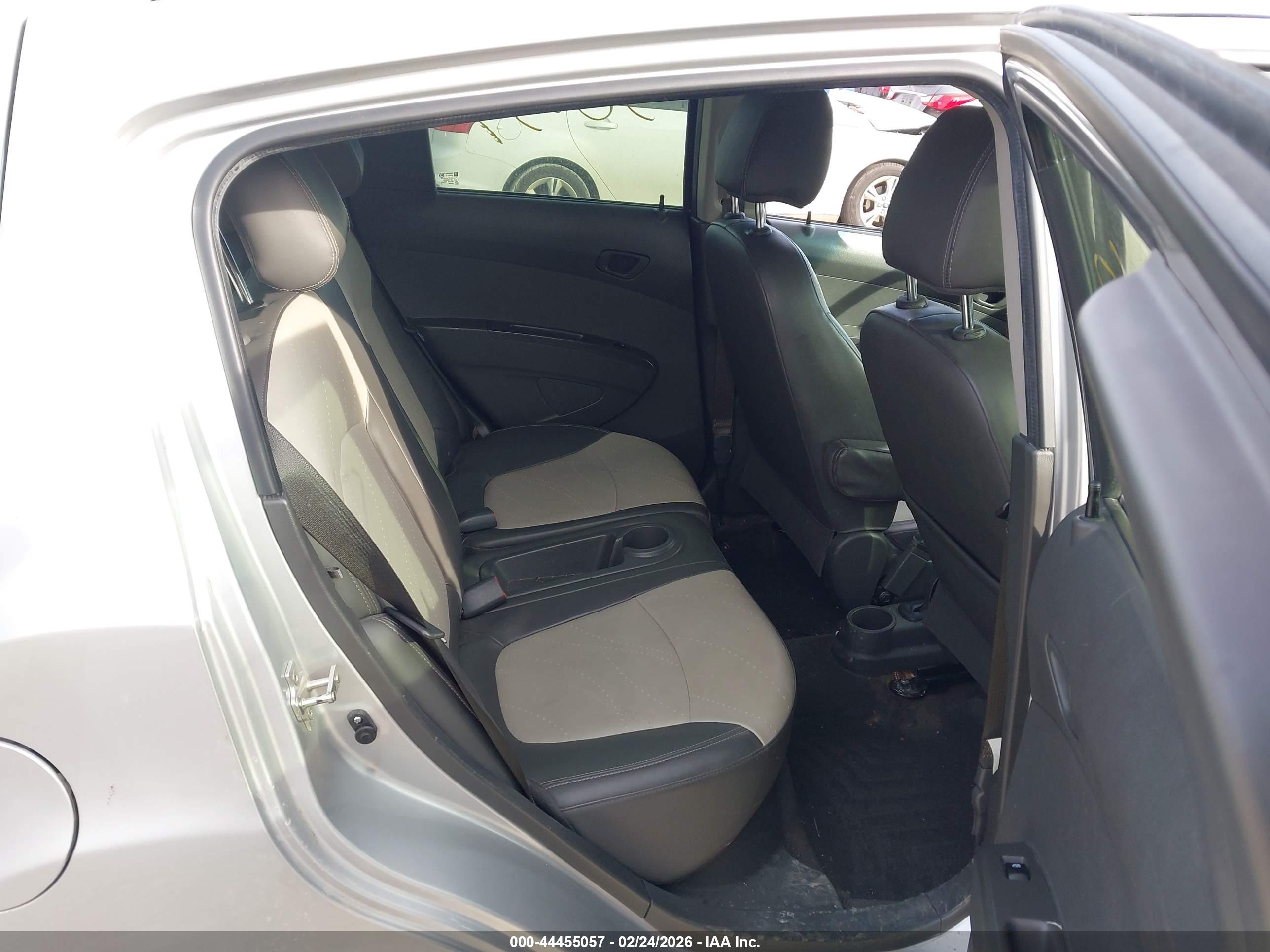 CHEVROLET SPARK image 8