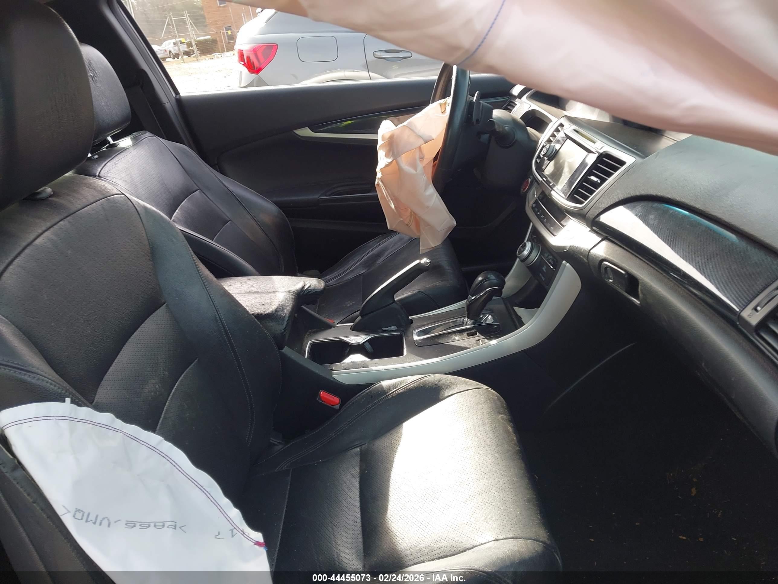 HONDA ACCORD image 5