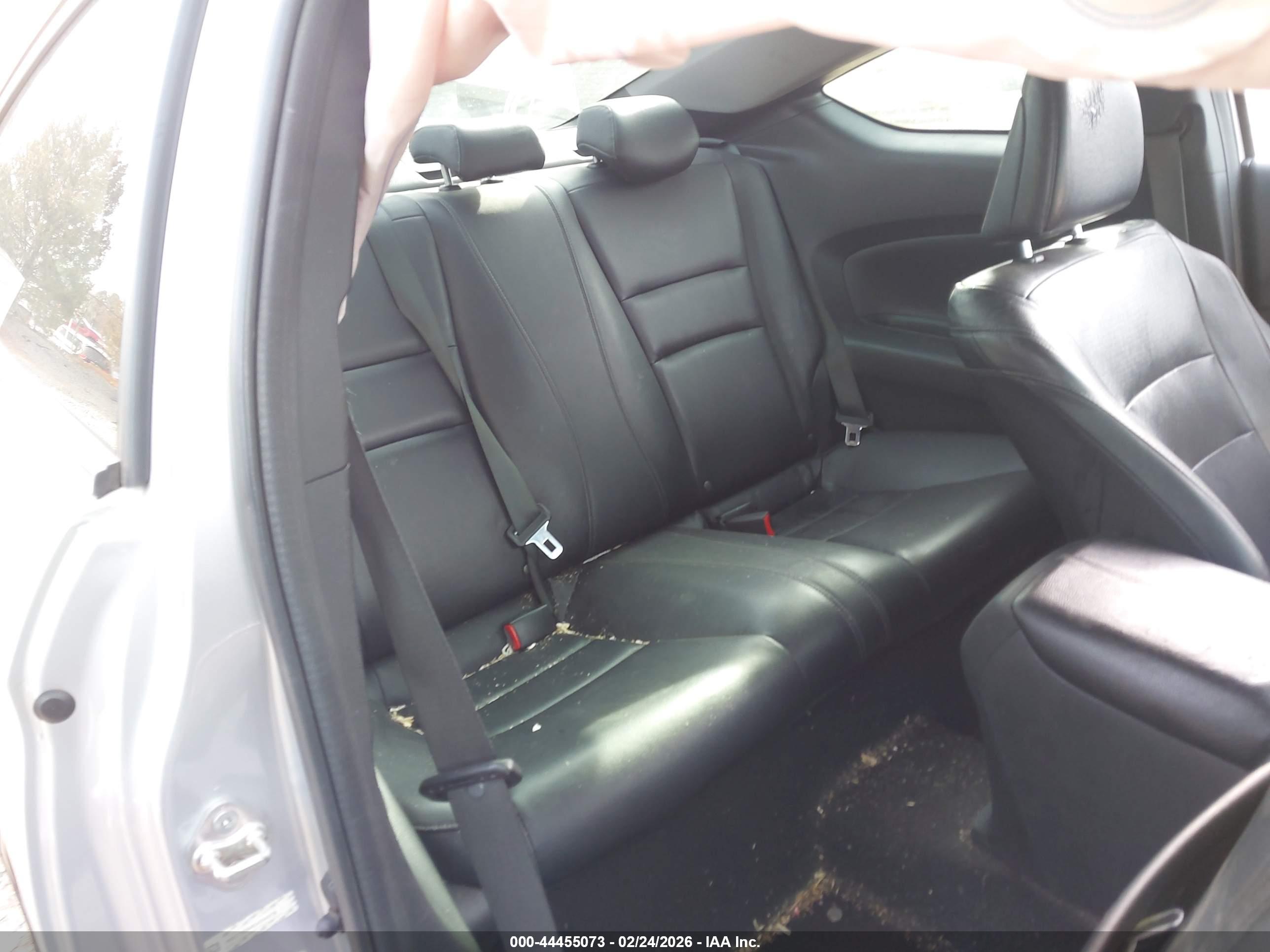 HONDA ACCORD image 8