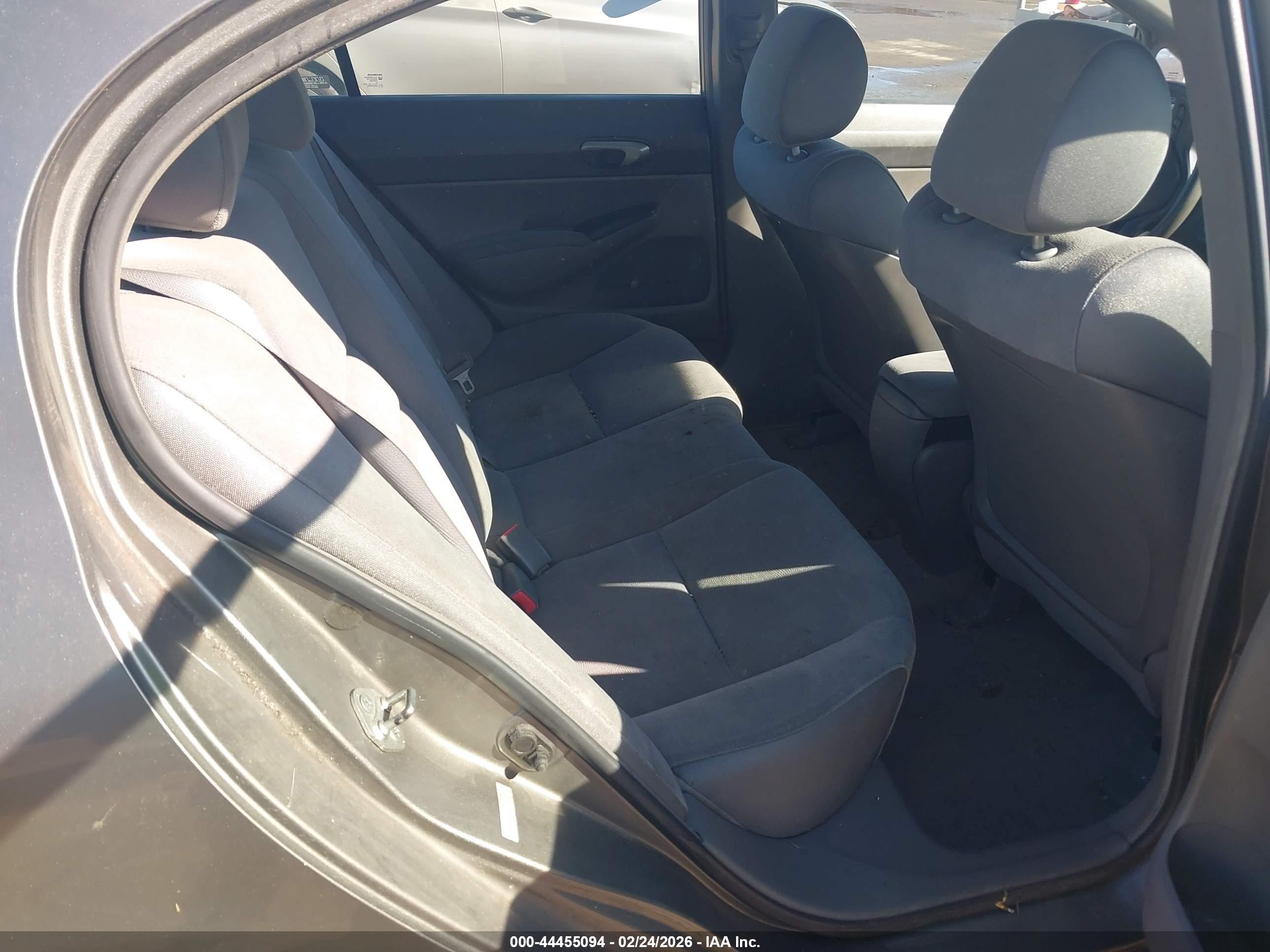 HONDA CIVIC image 8